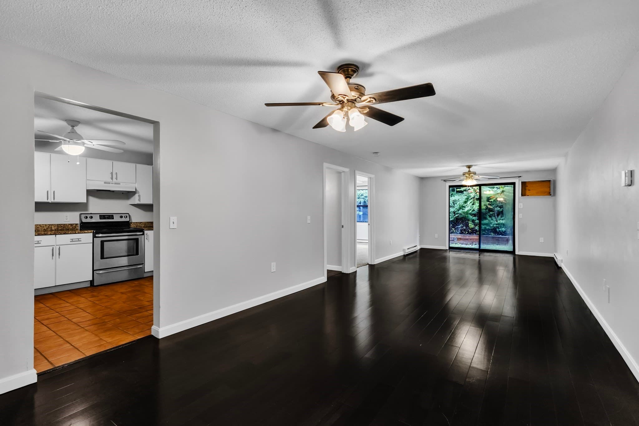 Condominium at 10 Wrentham Rd # 108, Worcester MA 01602, Worcester, photo 2 of 19