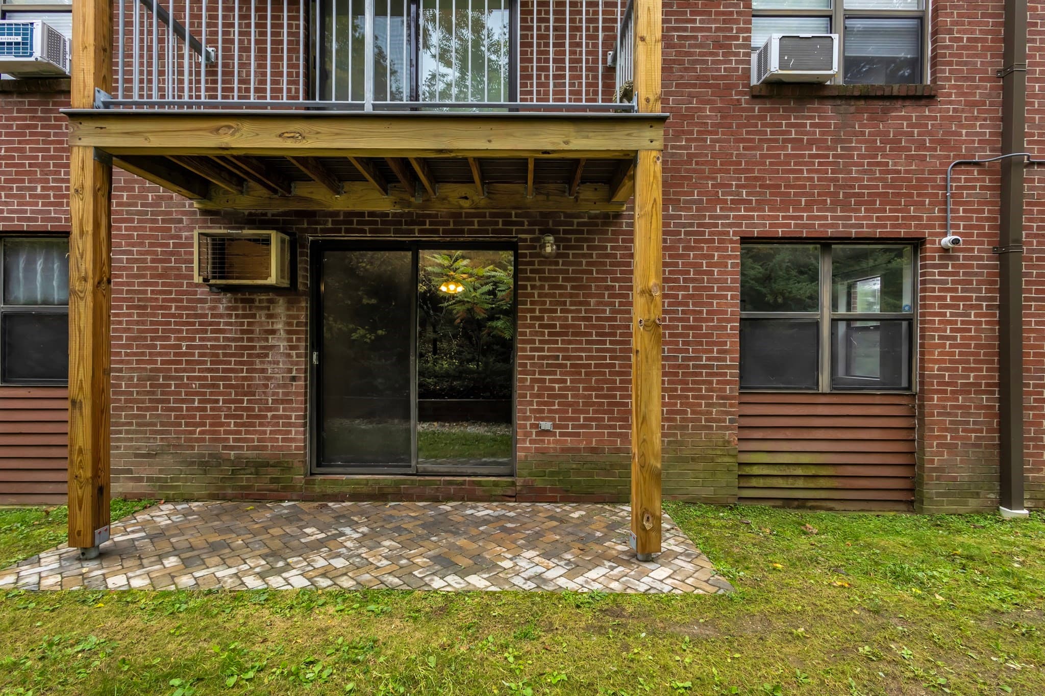 Condominium at 10 Wrentham Rd # 108, Worcester MA 01602, Worcester, photo 16 of 19