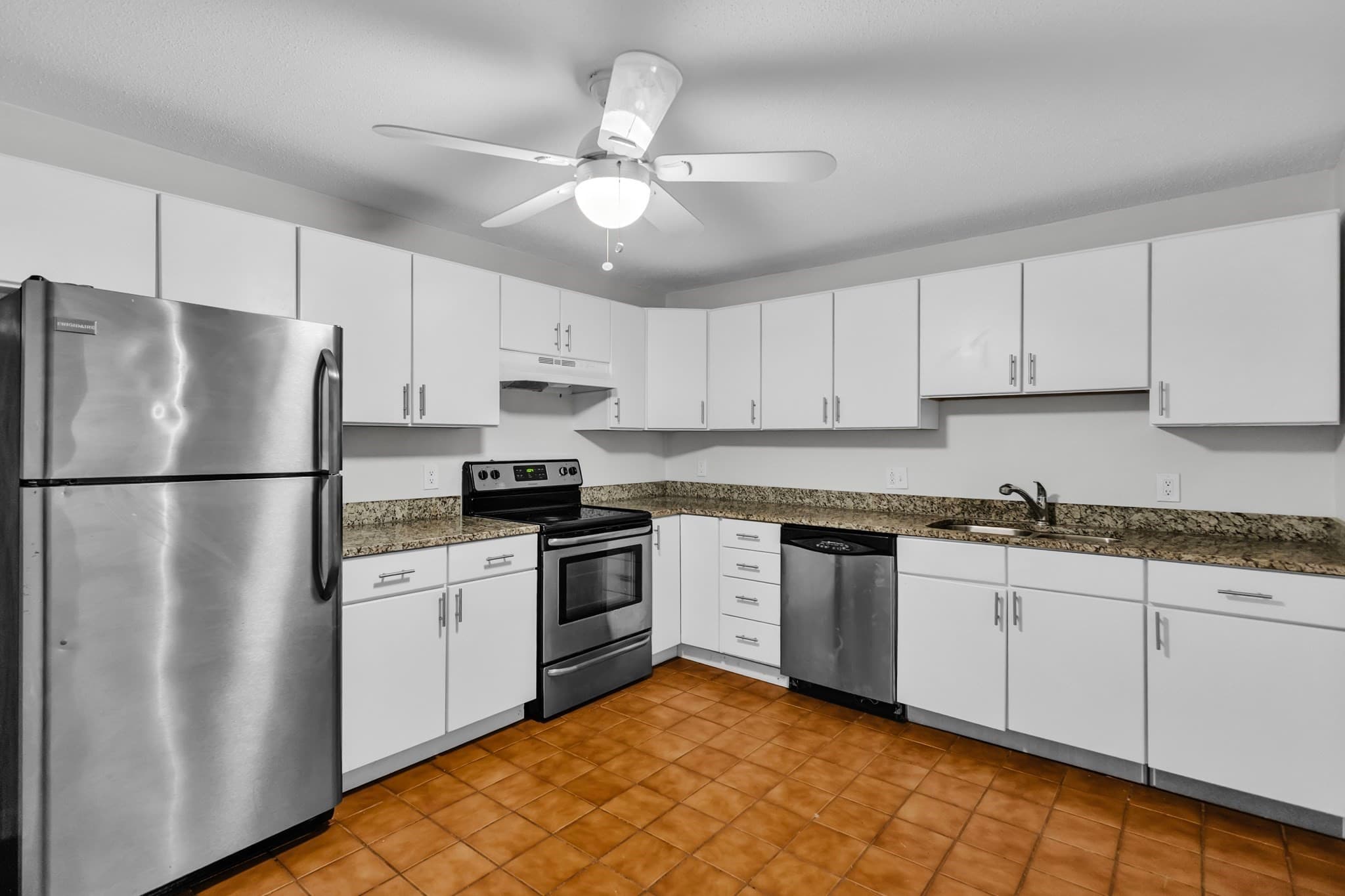Condominium at 10 Wrentham Rd # 108, Worcester MA 01602, Worcester, photo 5 of 19