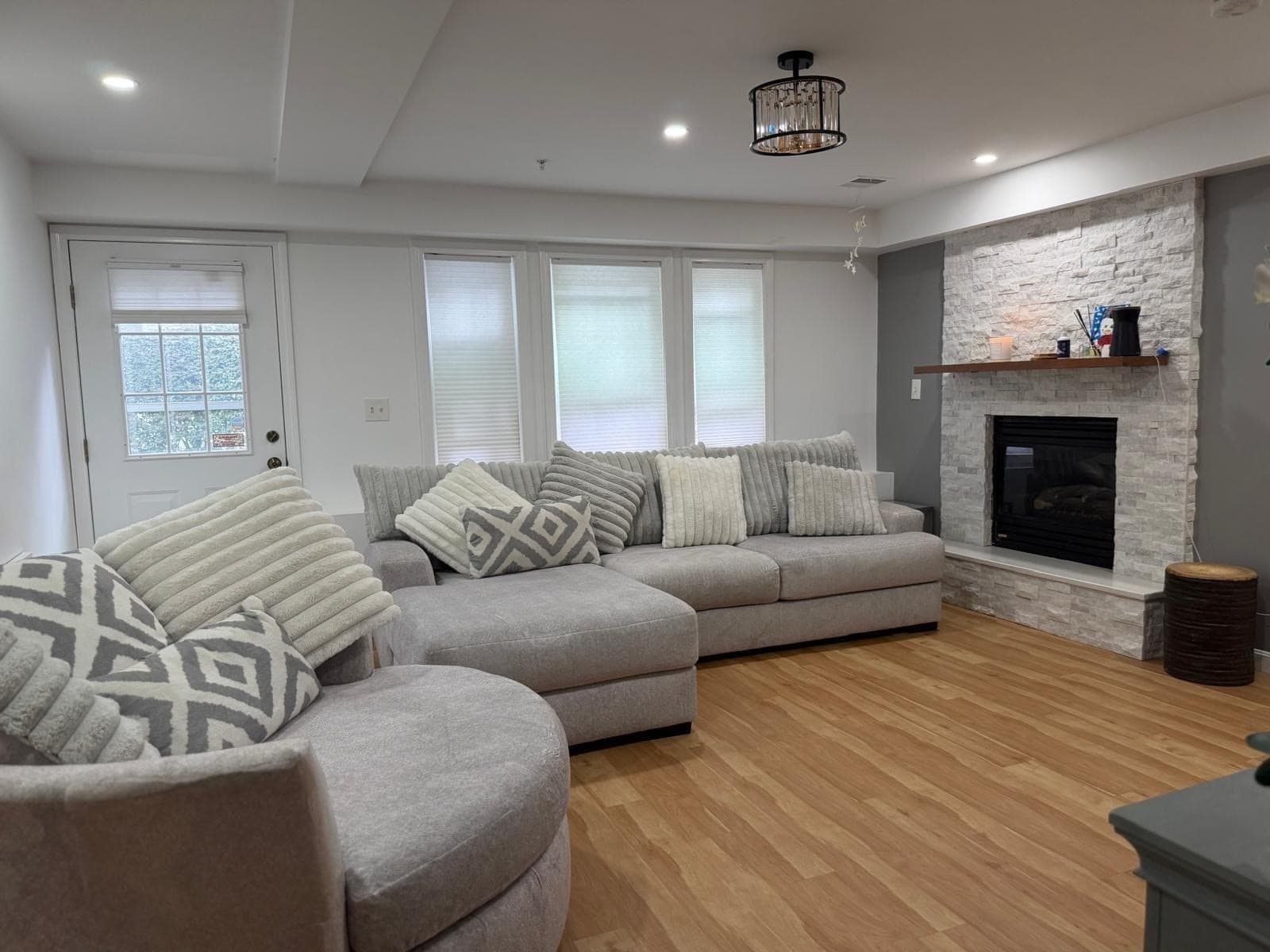 Condominium at 627 Revere Beach Pkwy # 627, Revere MA 02151, Revere, photo 22 of 30