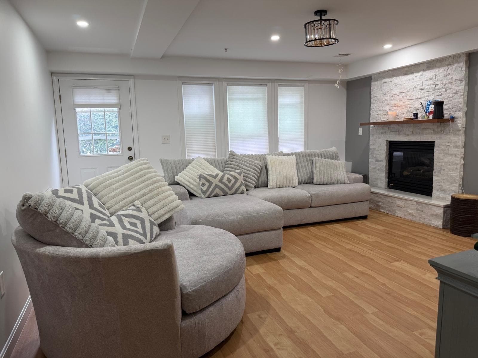 Condominium at 627 Revere Beach Pkwy # 627, Revere MA 02151, Revere, photo 19 of 30