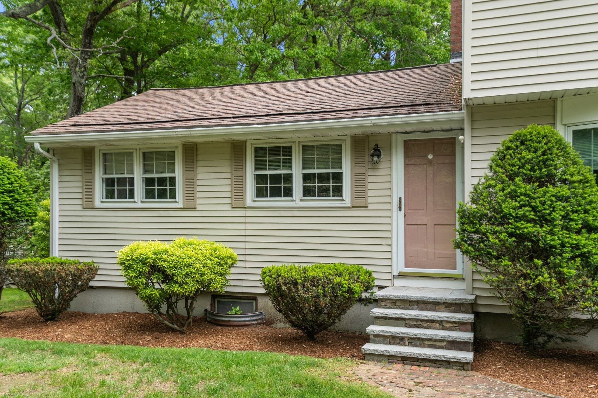 2 Family - 2 Units Side by Side at 11 Summit Road, Southborough MA 01772, Southborough, photo 27 of 41