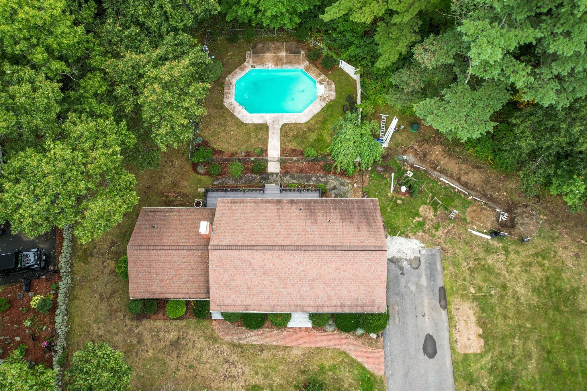 2 Family - 2 Units Side by Side at 11 Summit Road, Southborough MA 01772, Southborough, photo 38 of 41