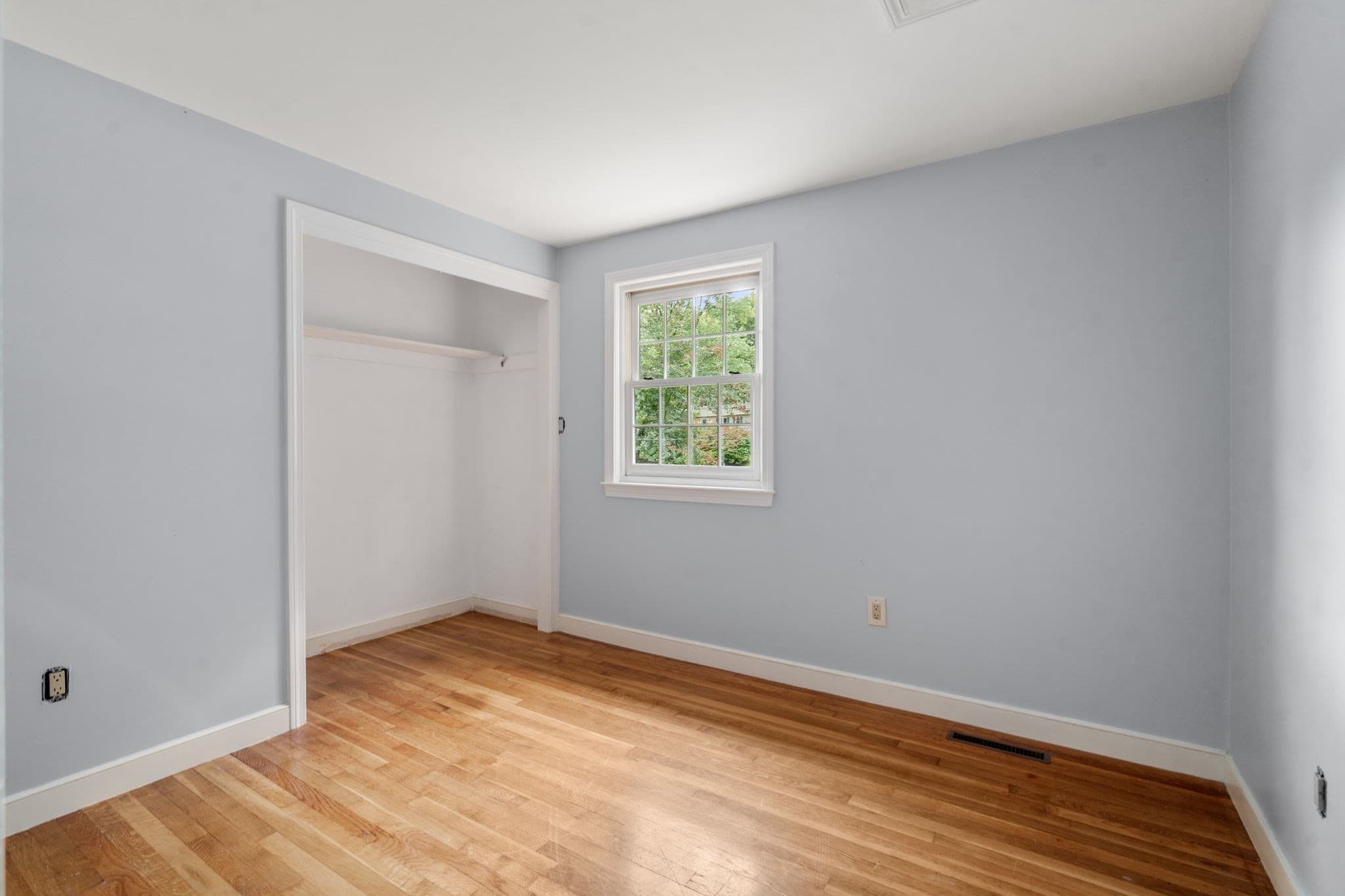 2 Family - 2 Units Side by Side at 11 Summit Road, Southborough MA 01772, Southborough, photo 25 of 41