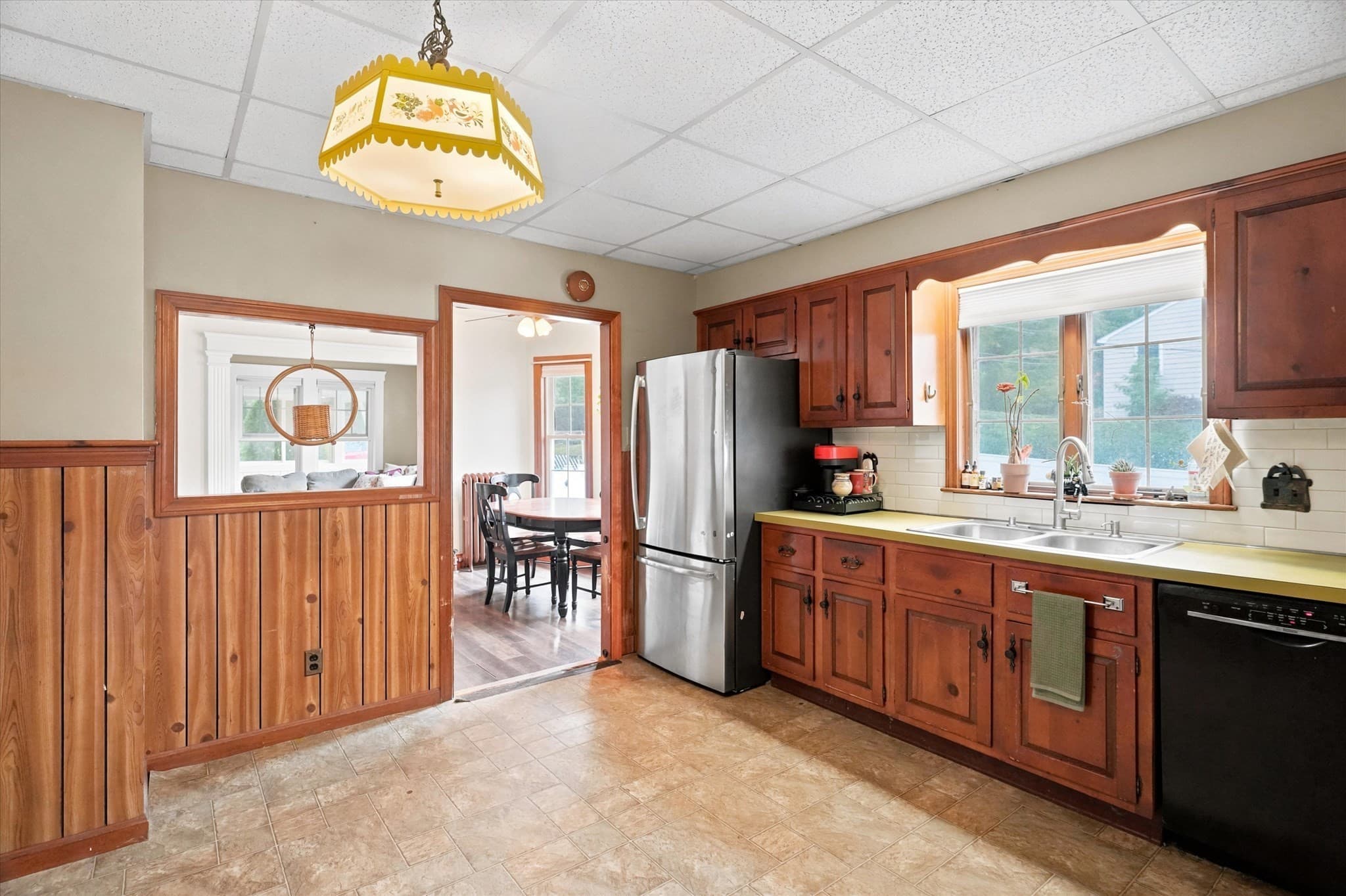 Single Family Residence at 206 Fays Ave, Lynn MA 01904, Lynn, photo 14 of 42
