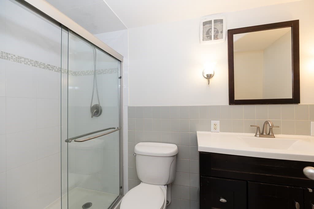 Condominium at 300 Lynn Shore Dr # 307, Lynn MA 01902, photo 27 of 28