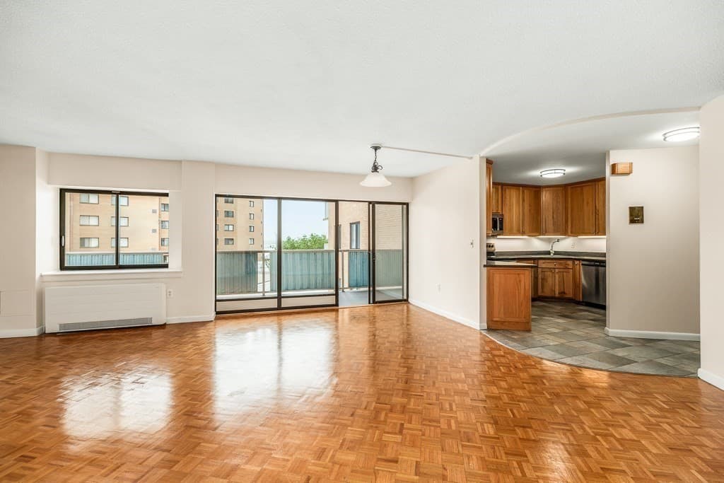 Condominium at 300 Lynn Shore Dr # 307, Lynn MA 01902, Lynn, photo 19 of 28