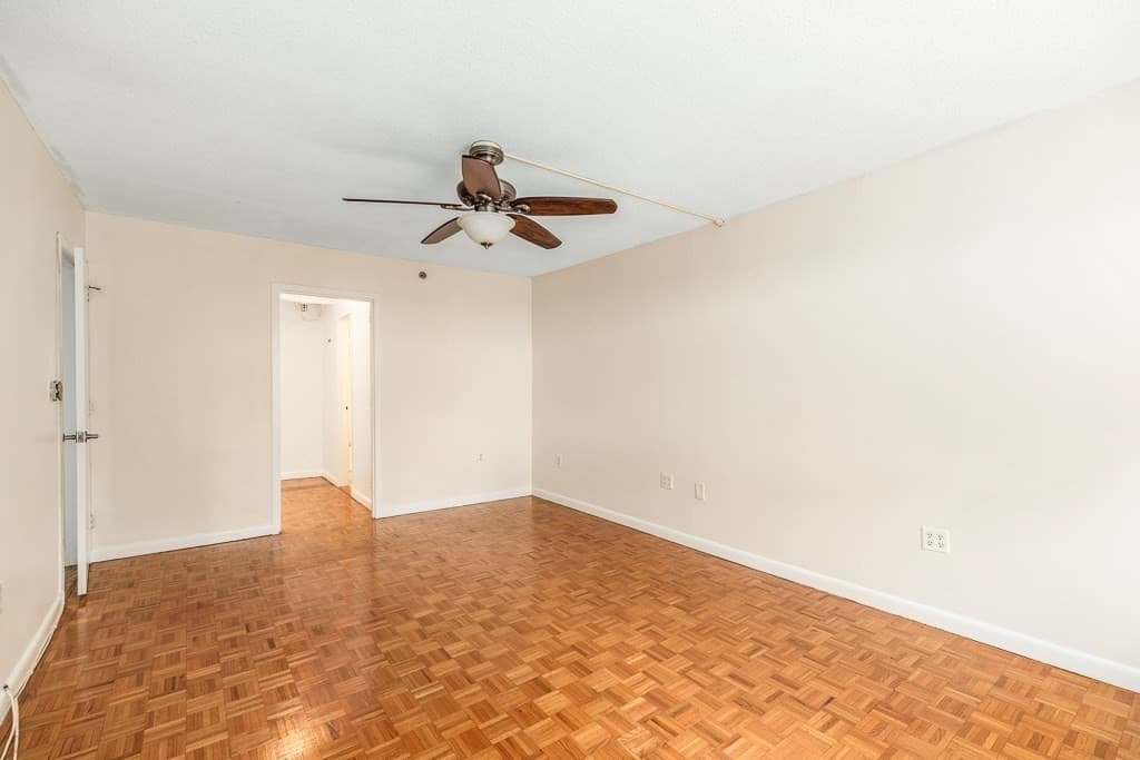 Condominium at 300 Lynn Shore Dr # 307, Lynn MA 01902, Lynn, photo 21 of 28
