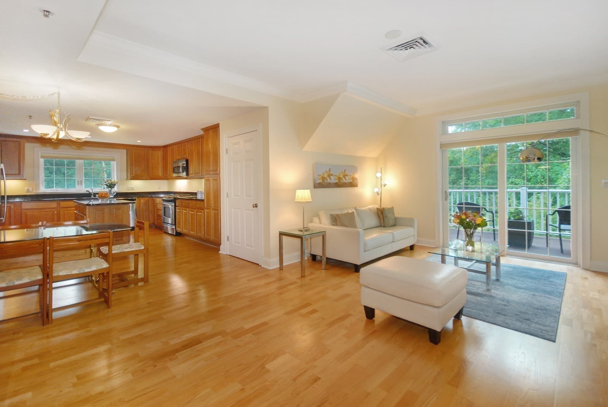Condominium at 95 Conant St # 413, Concord MA 01742, Concord, photo 9 of 28