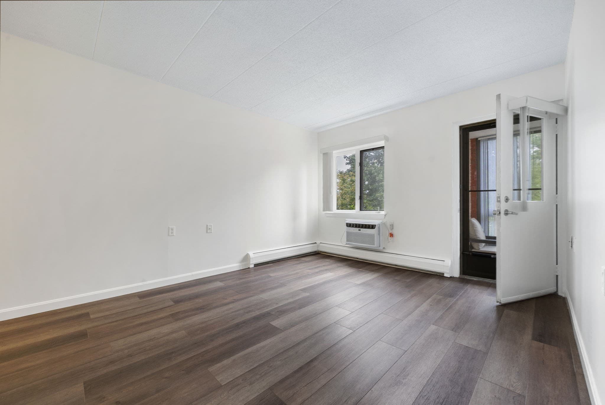 Condominium at 180 Green Street # 411, Melrose MA 02176, Melrose, photo 12 of 33