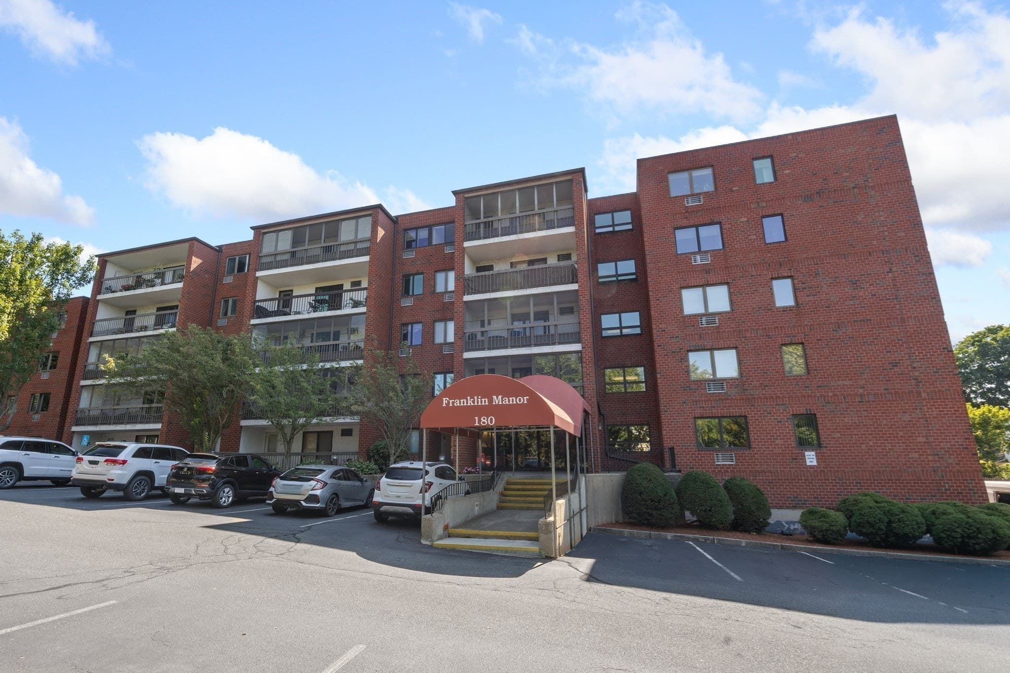 Condominium at 180 Green Street # 411, Melrose MA 02176, Melrose, photo 32 of 33