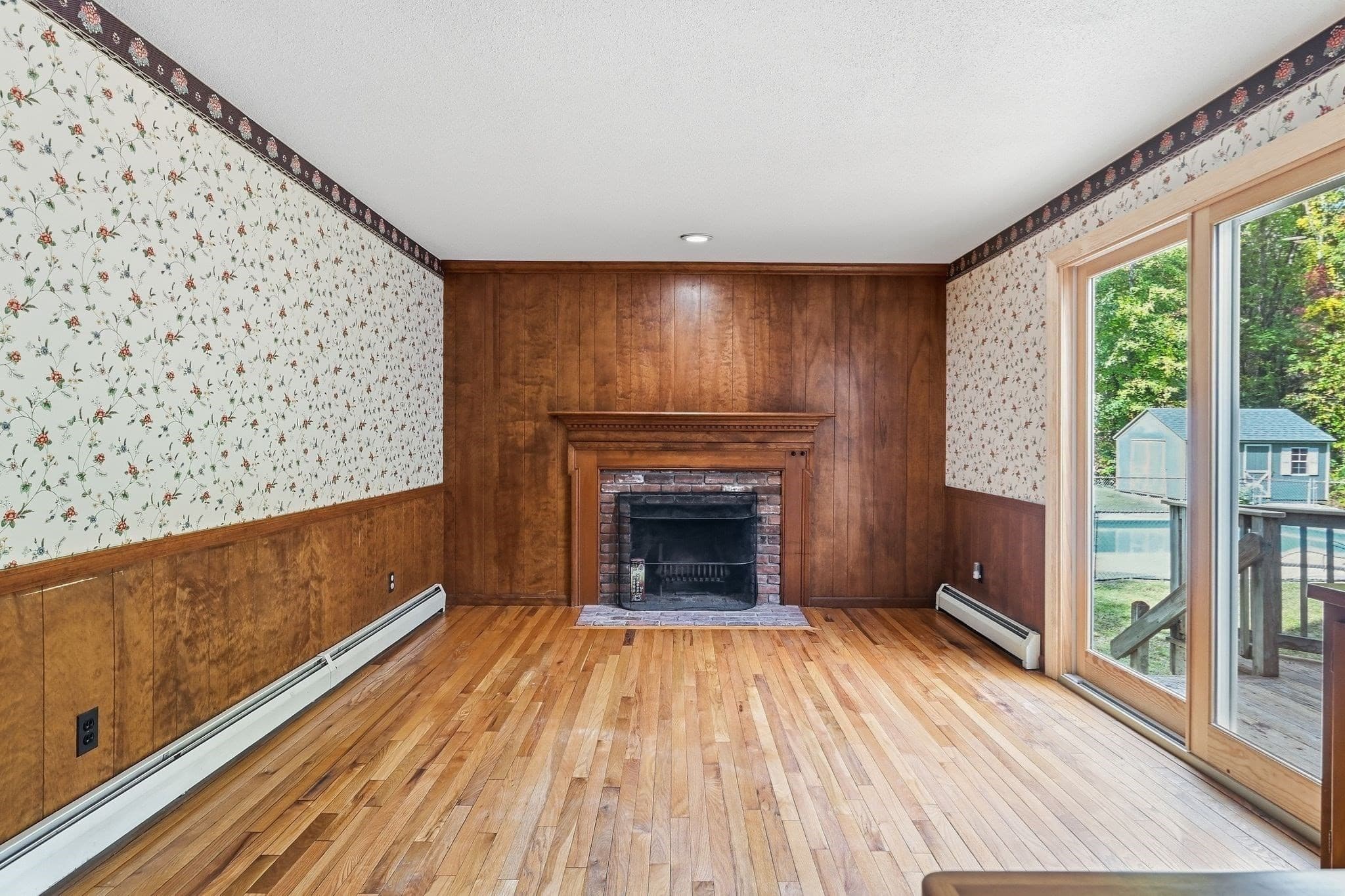 Single Family Residence at 4 Edson Dr, Wilbraham MA 01095, Wilbraham, photo 17 of 42