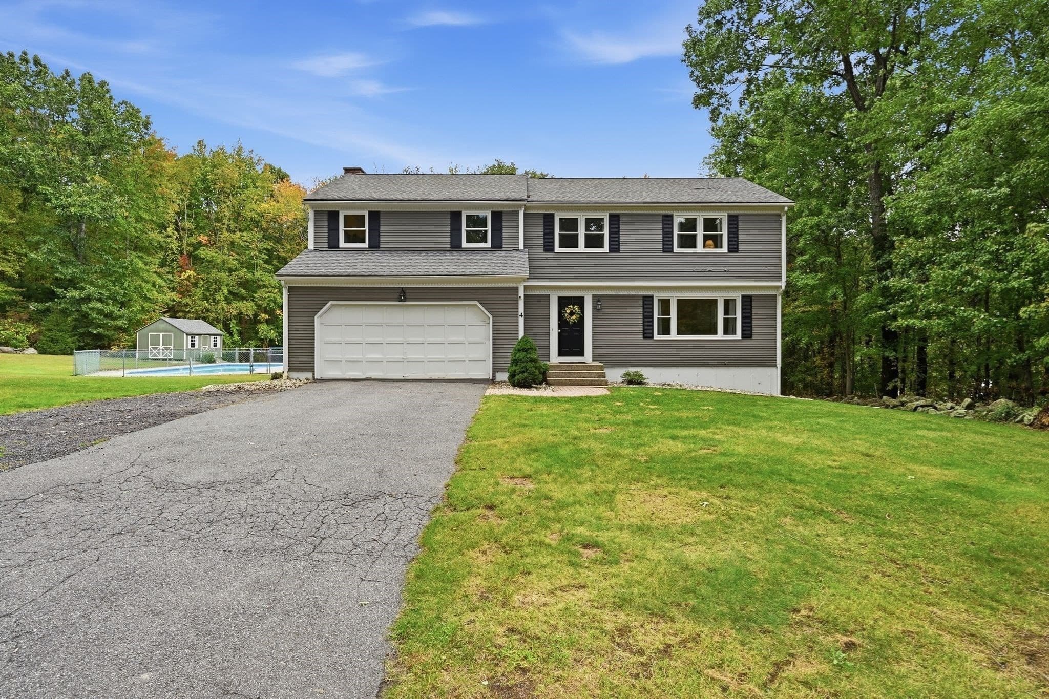 Single Family Residence at 4 Edson Dr, Wilbraham MA 01095, Wilbraham, photo 4 of 42