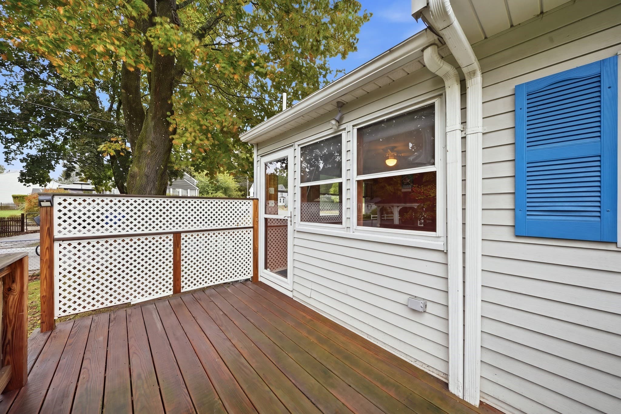 Single Family Residence at 672 Shawsheen St, Tewksbury MA 01876, Tewksbury, photo 27 of 41