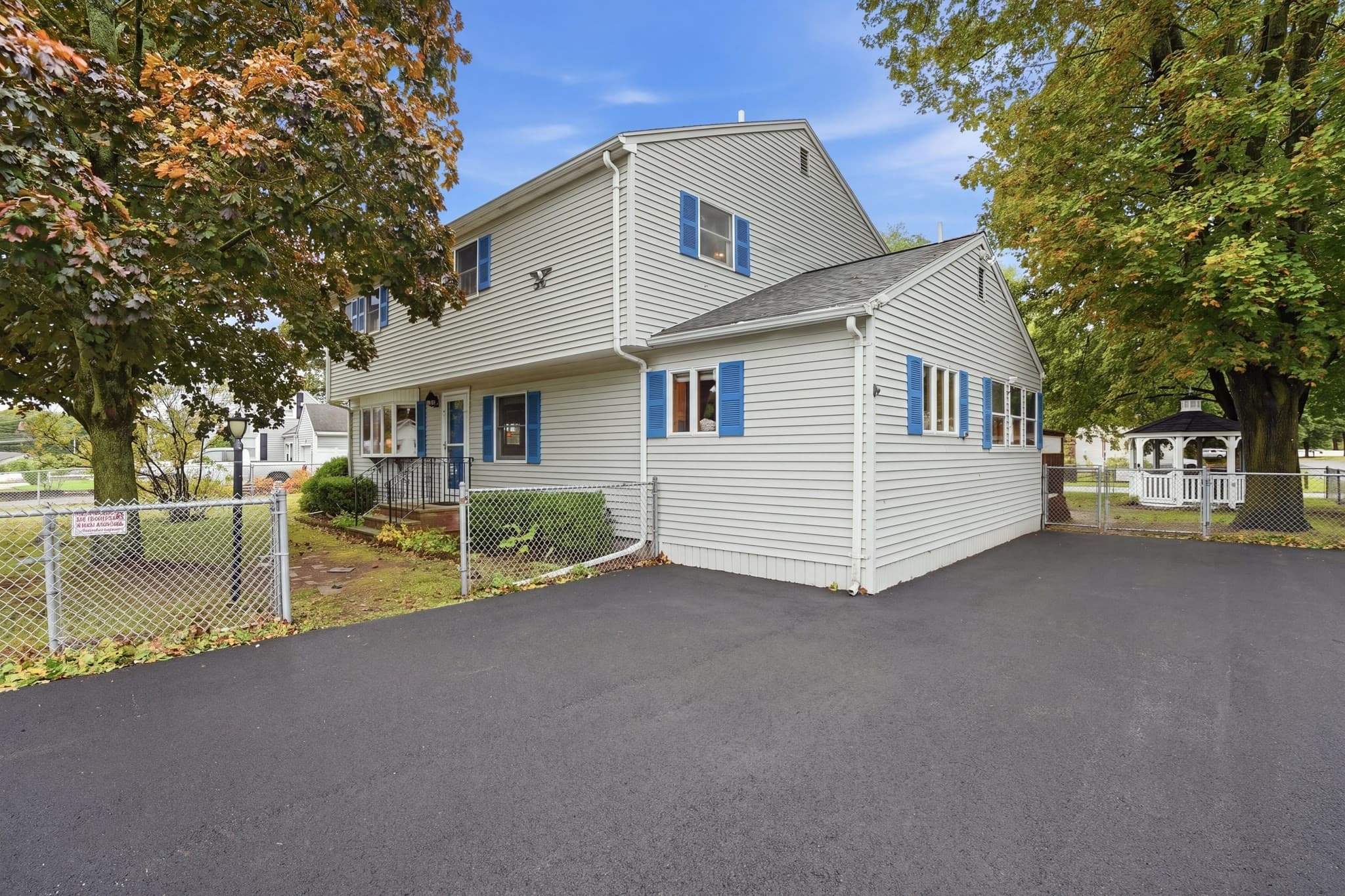Single Family Residence at 672 Shawsheen St, Tewksbury MA 01876, Tewksbury, photo 34 of 41