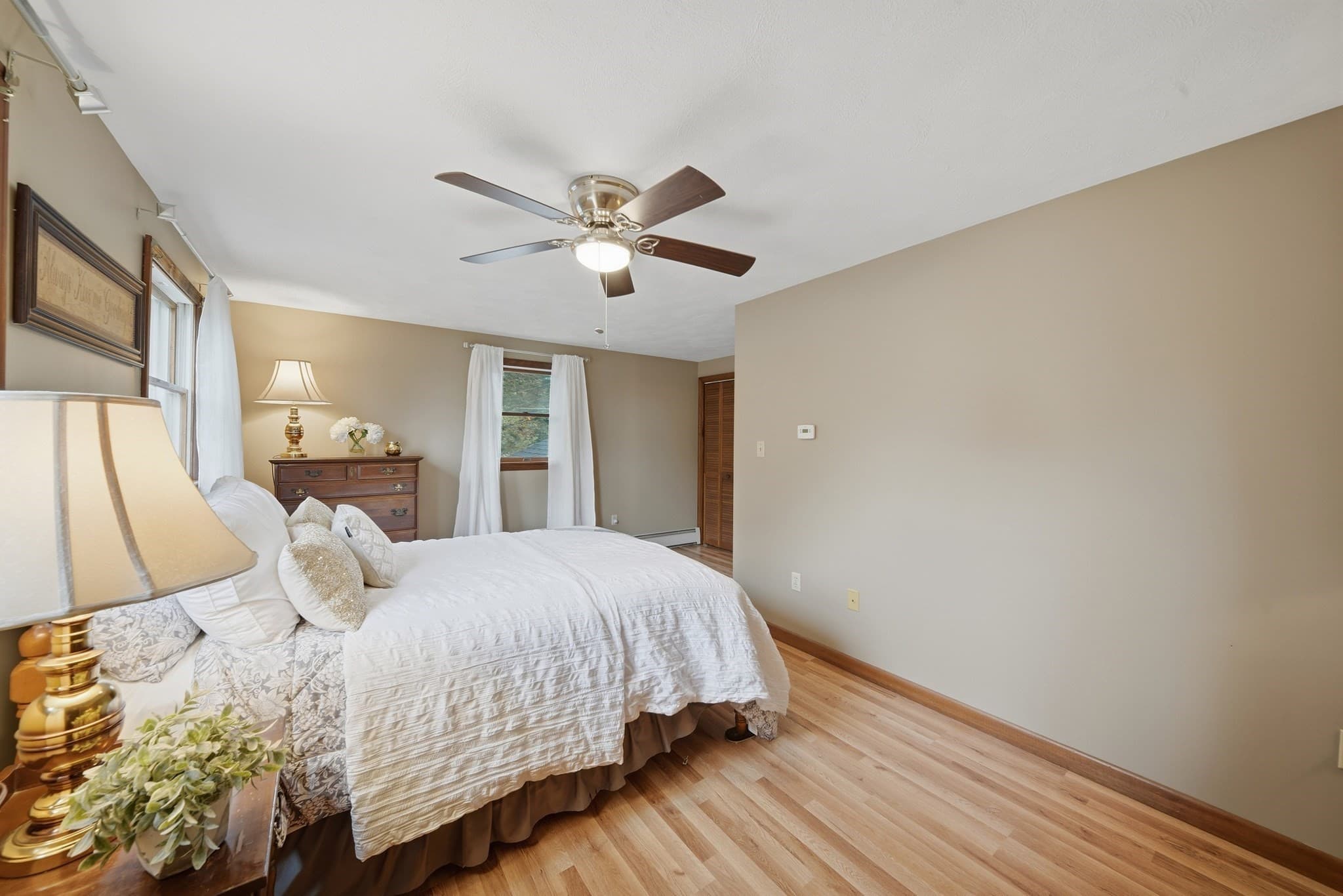 Single Family Residence at 672 Shawsheen St, Tewksbury MA 01876, Tewksbury, photo 15 of 41