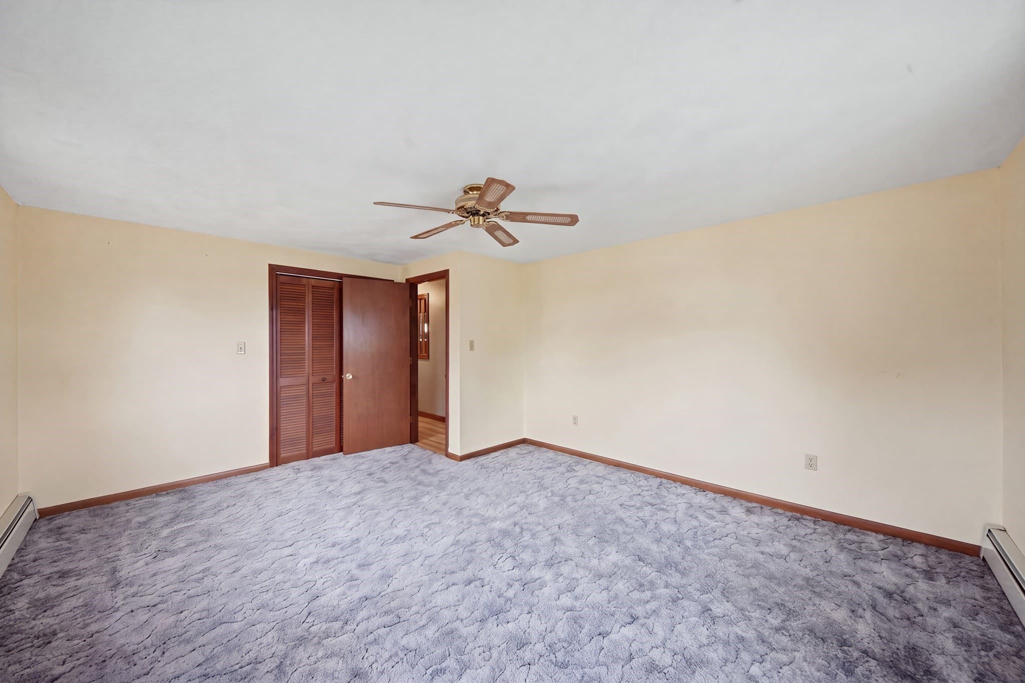 Single Family Residence at 672 Shawsheen St, Tewksbury MA 01876, Tewksbury, photo 21 of 41