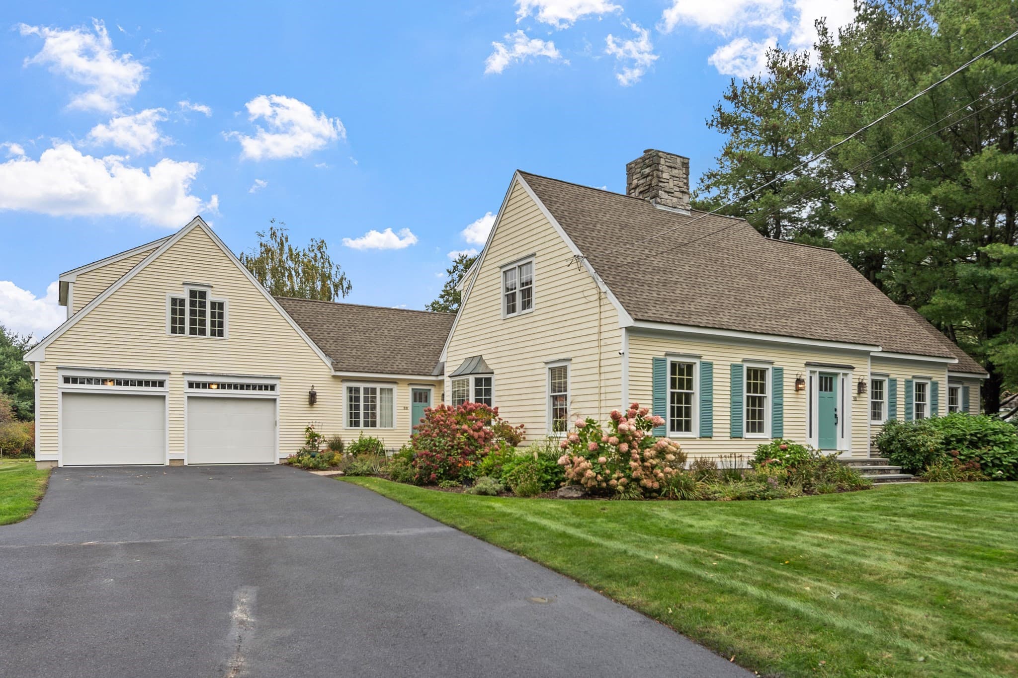 88 N Billerica Rd, Tewksbury MA 01876