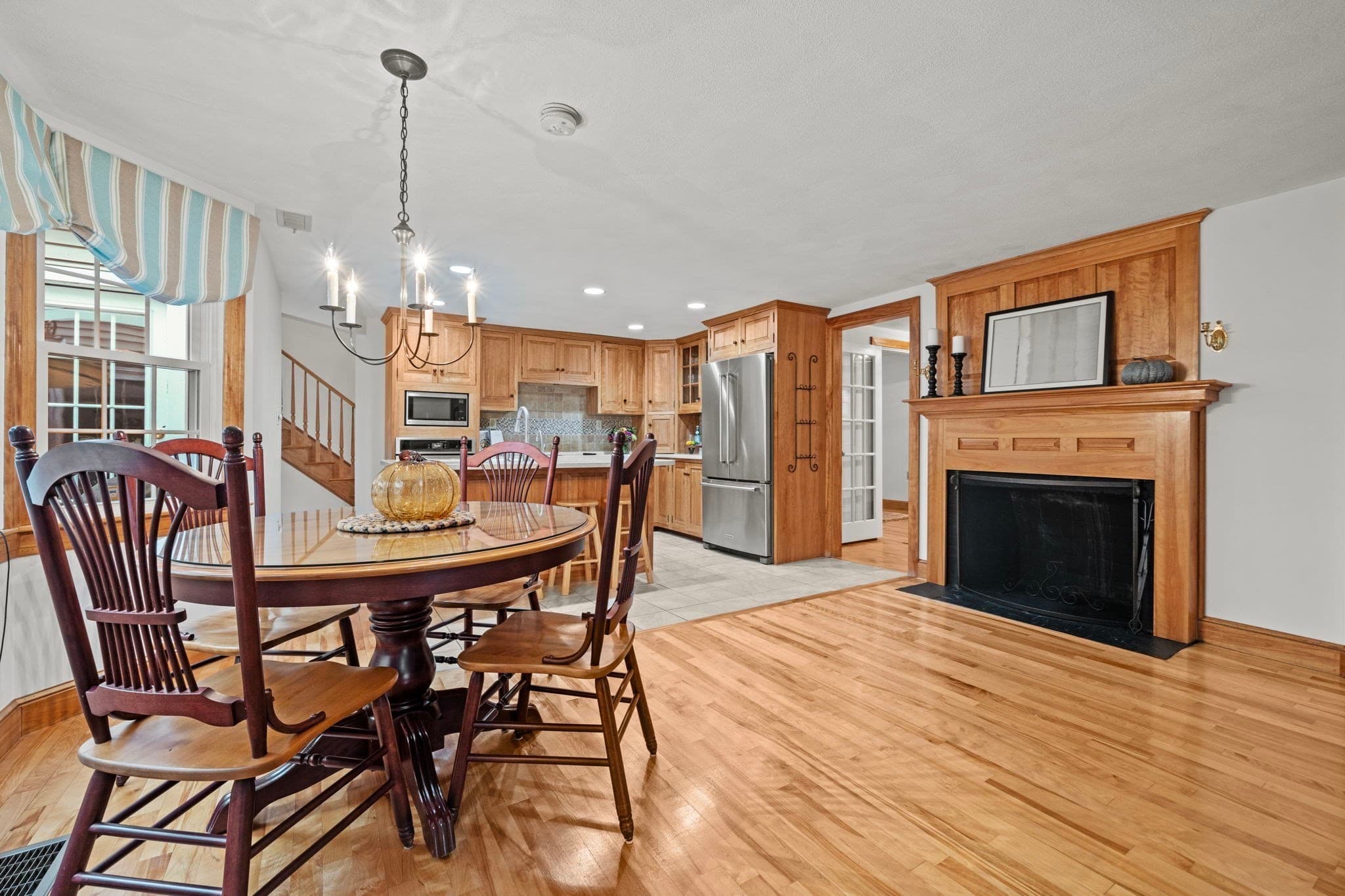Single Family Residence at 54 Edward Ave, Lynnfield MA 01940, Lynnfield, photo 7 of 33
