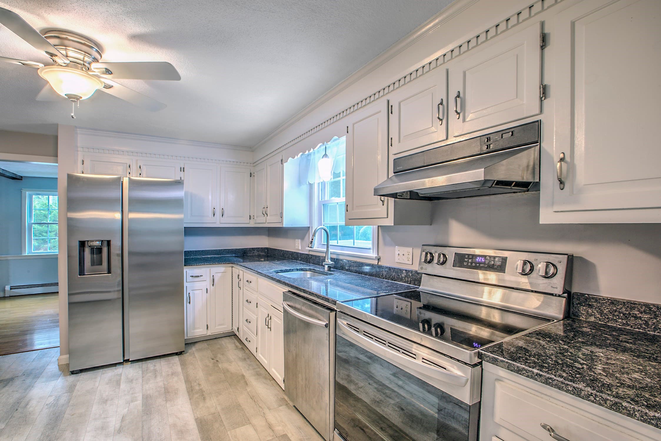 Single Family Residence at 35 Kennel Hill Dr, Beverly MA 01915, Beverly, photo 3 of 30