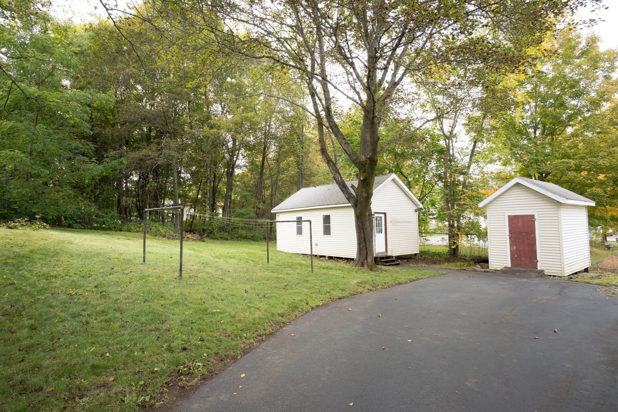 Single Family Residence at 66 Phillips St, Fitchburg MA 01420, Fitchburg, photo 2 of 34