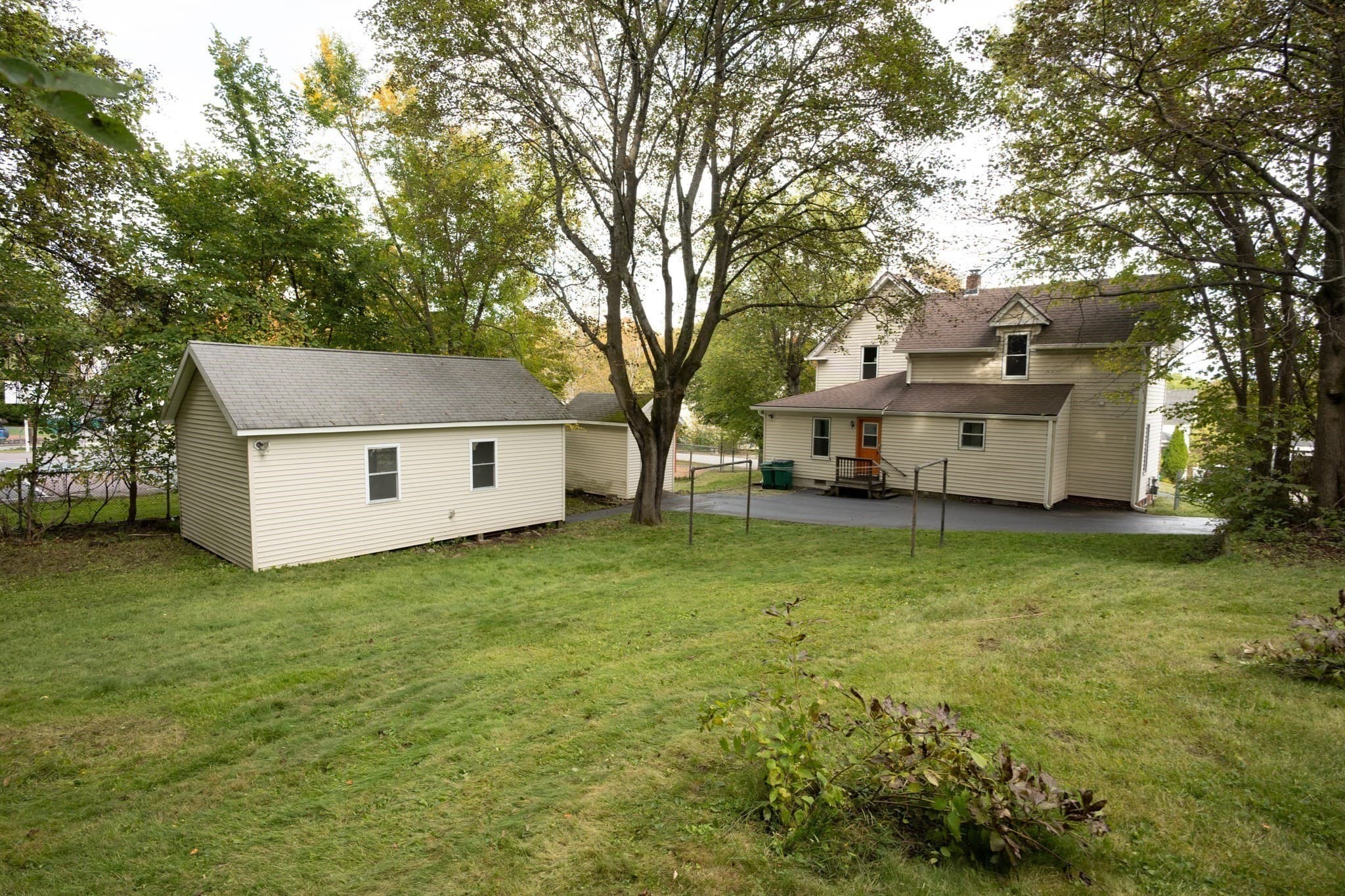 Single Family Residence at 66 Phillips St, Fitchburg MA 01420, Fitchburg, photo 3 of 34