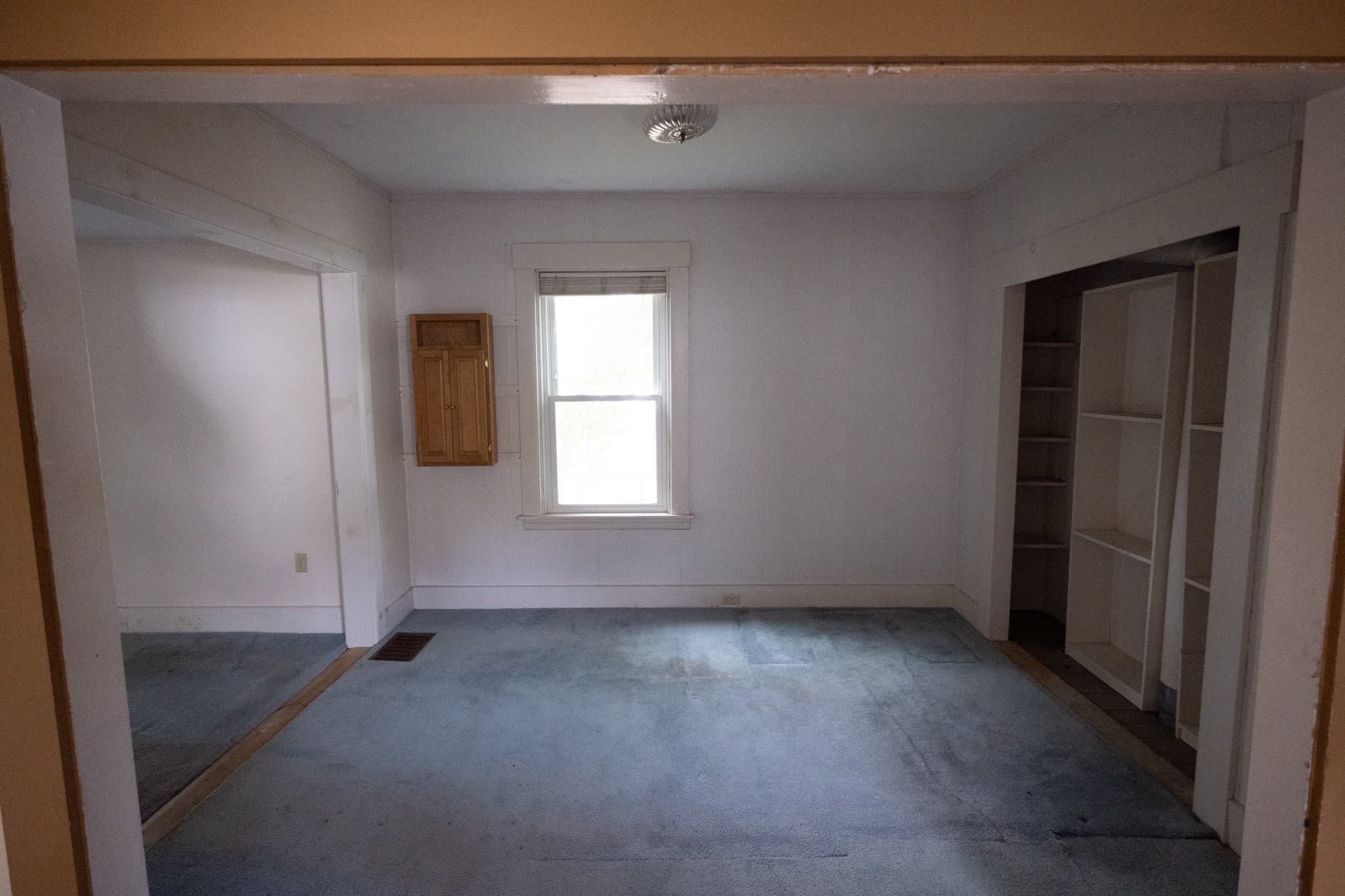 Single Family Residence at 66 Phillips St, Fitchburg MA 01420, Fitchburg, photo 15 of 34