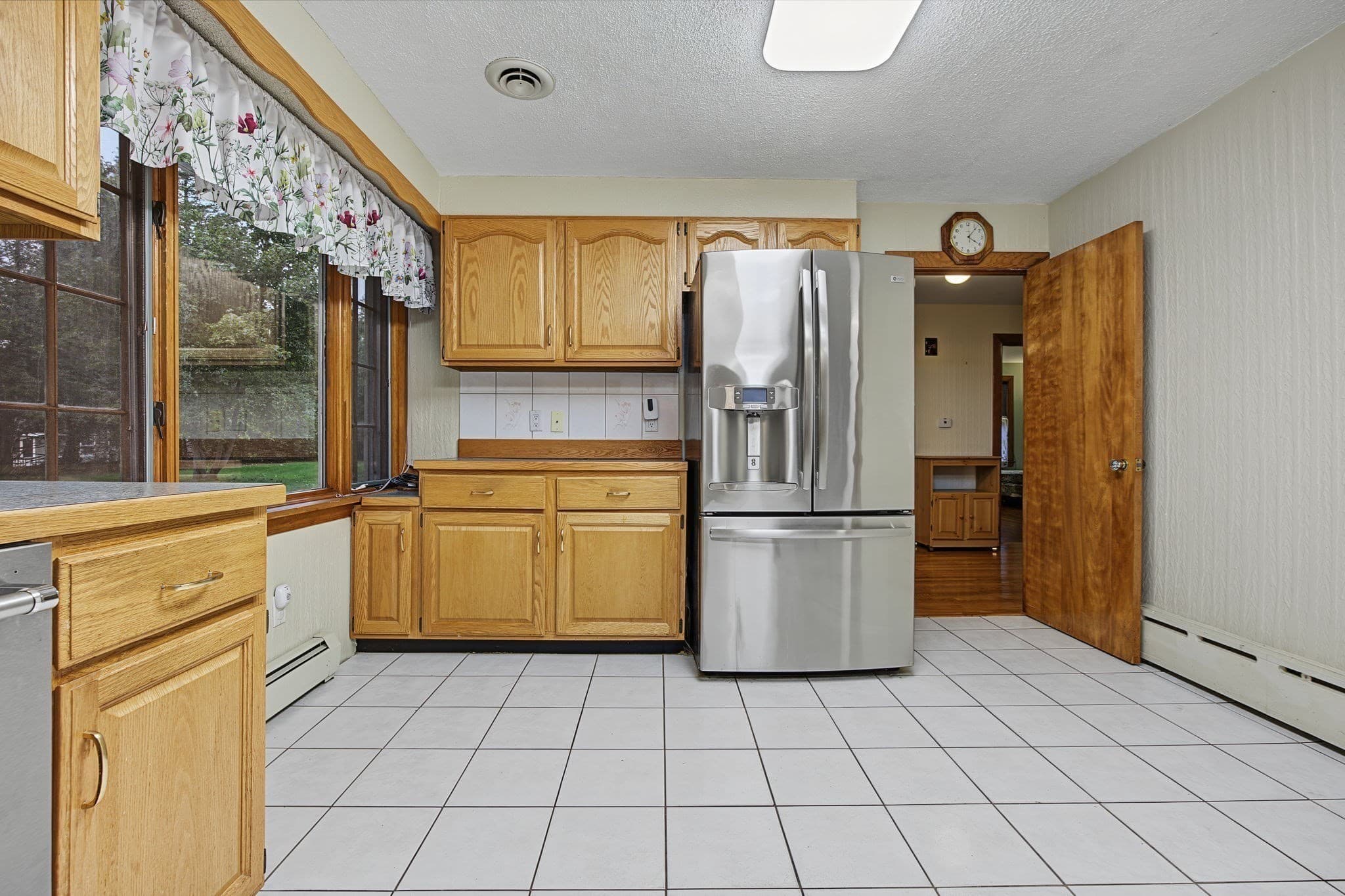Single Family Residence at 1066 Main St, Haverhill MA 01830, Haverhill, photo 16 of 41