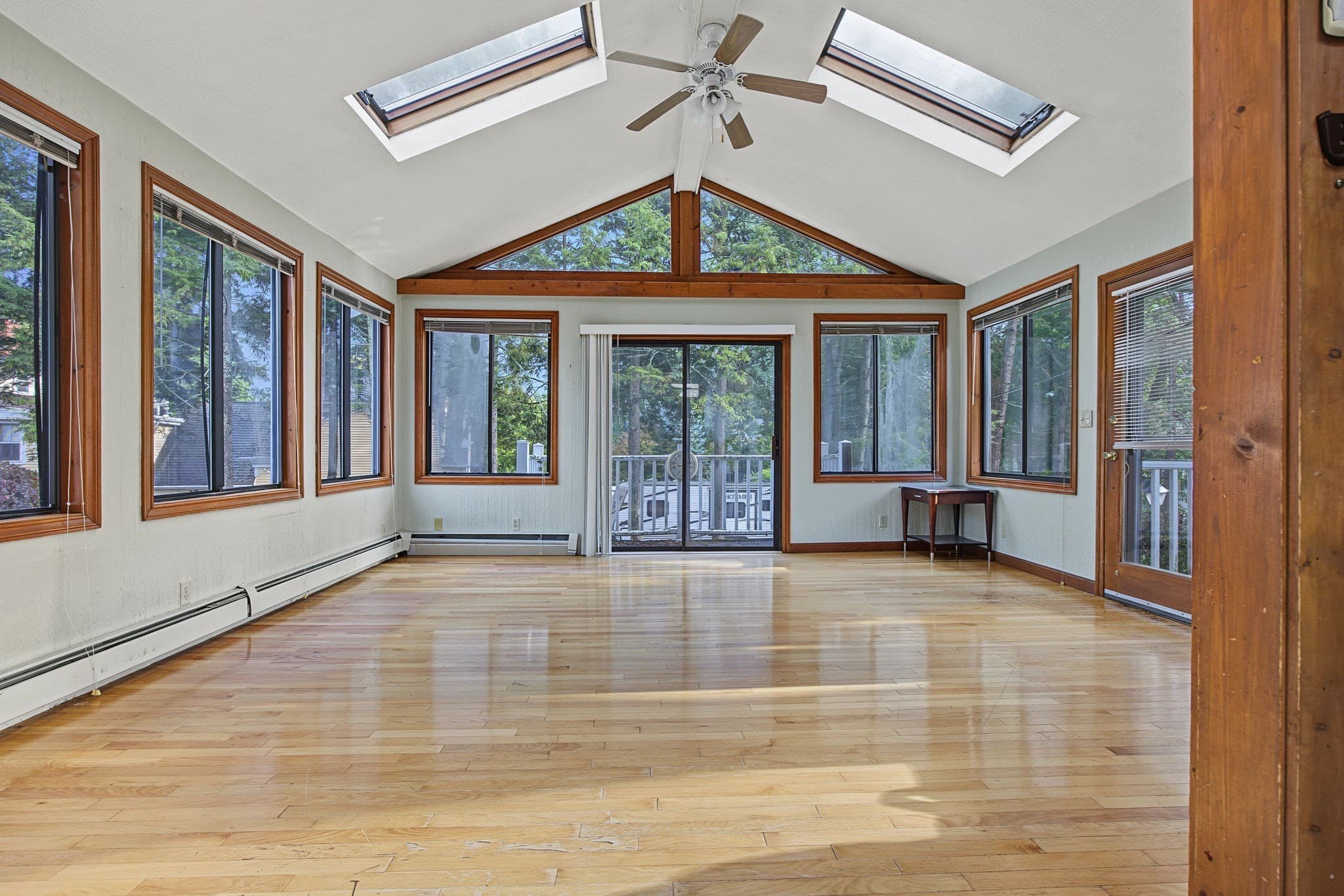 Single Family Residence at 1066 Main St, Haverhill MA 01830, Haverhill, photo 12 of 41
