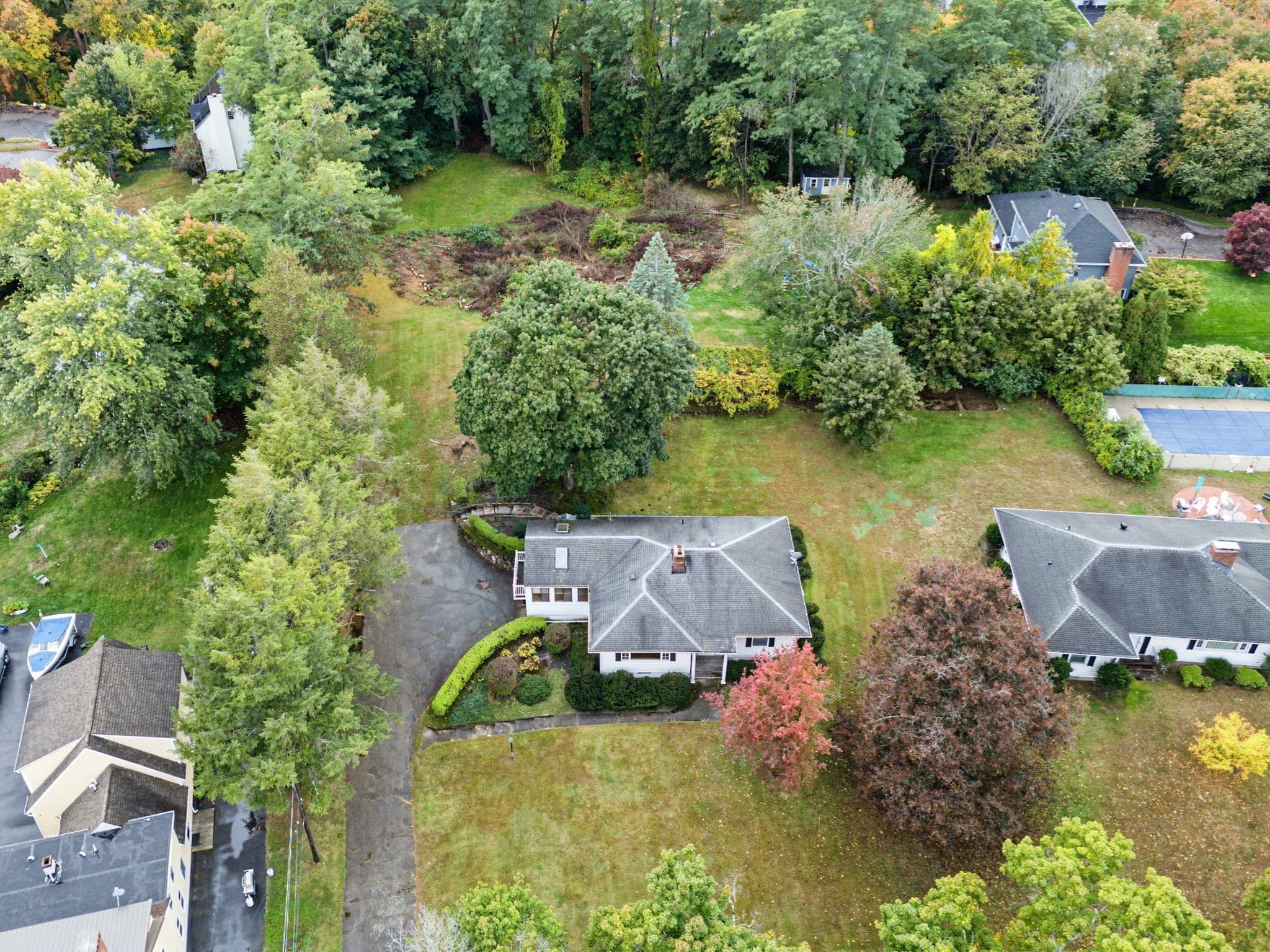 Single Family Residence at 1066 Main St, Haverhill MA 01830, Haverhill, photo 9 of 41