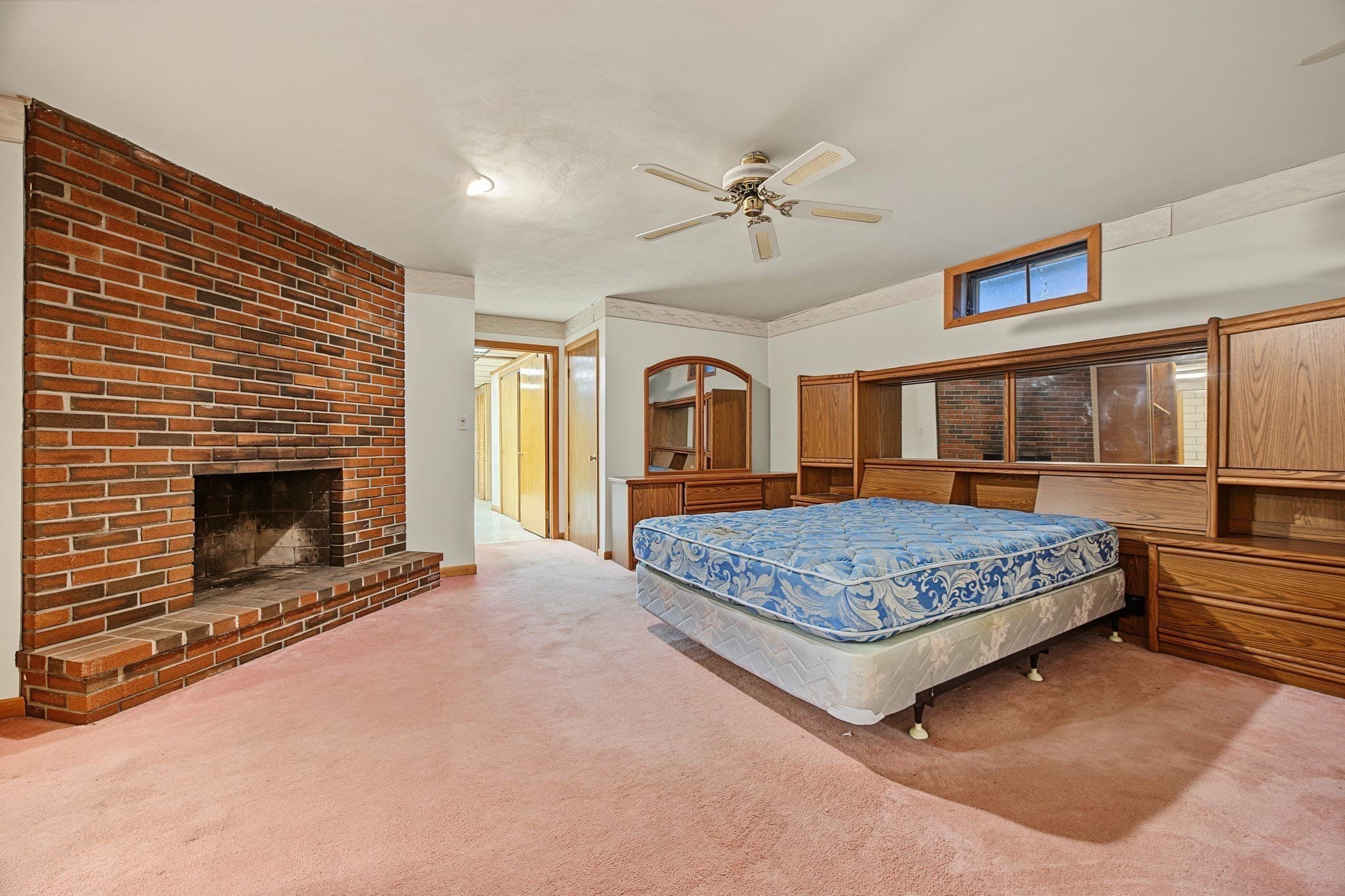 Single Family Residence at 1066 Main St, Haverhill MA 01830, Haverhill, photo 39 of 41