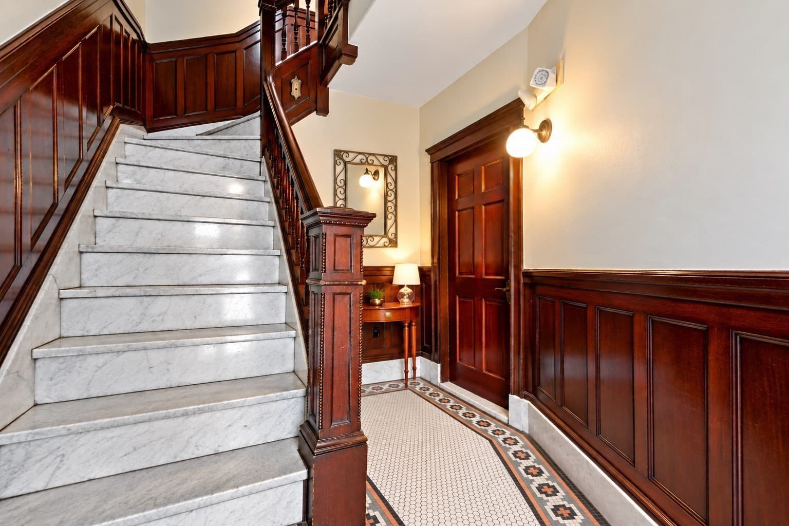 Condominium at 1244 Beacon St # 1, Brookline MA 02446, Brookline, photo 6 of 21