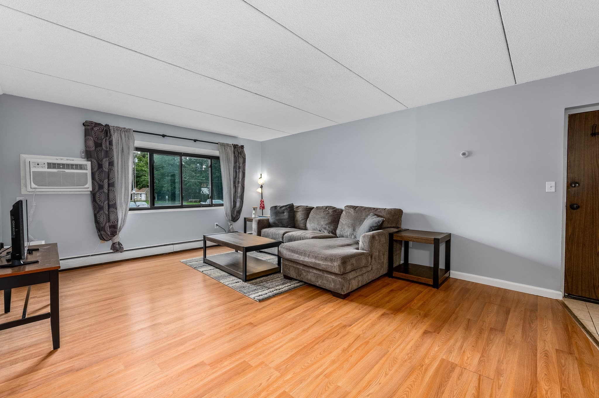 Condominium at 43 Mccormick Ter # 53, Stoughton MA 02072, Stoughton, photo 3 of 15