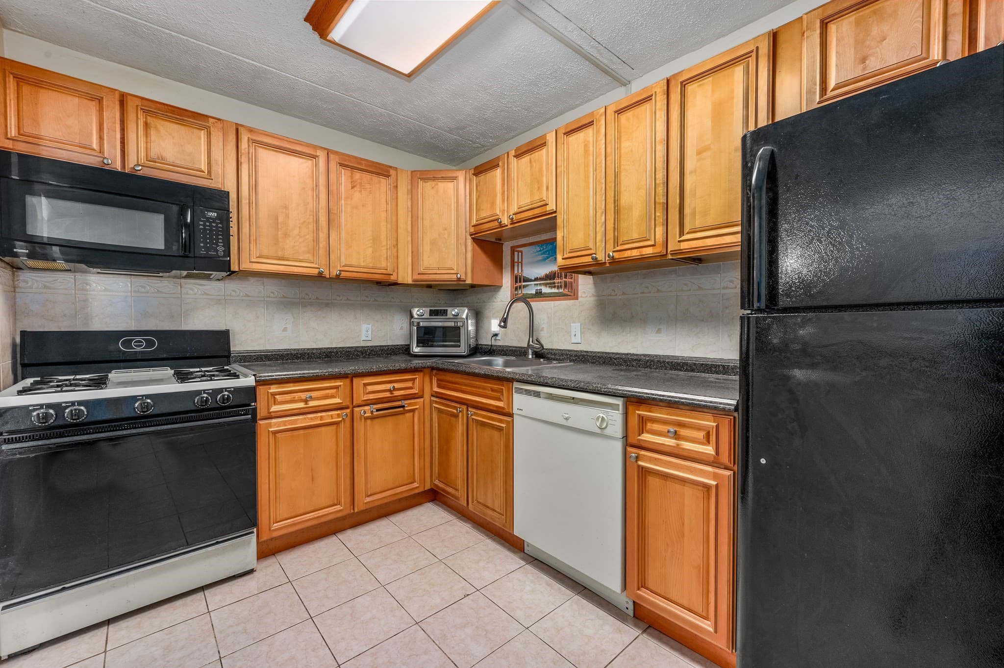 Condominium at 43 Mccormick Ter # 53, Stoughton MA 02072, Stoughton, photo 8 of 15