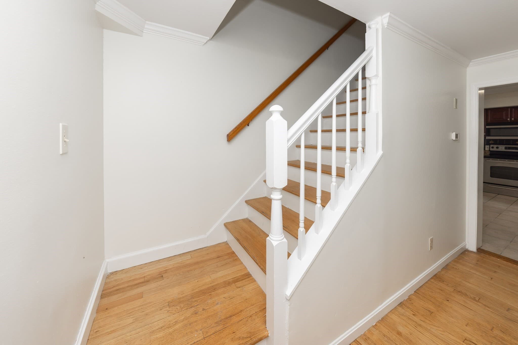 Single Family Residence at 24 Ellsmere St, Worcester MA 01604, Worcester, photo 16 of 27