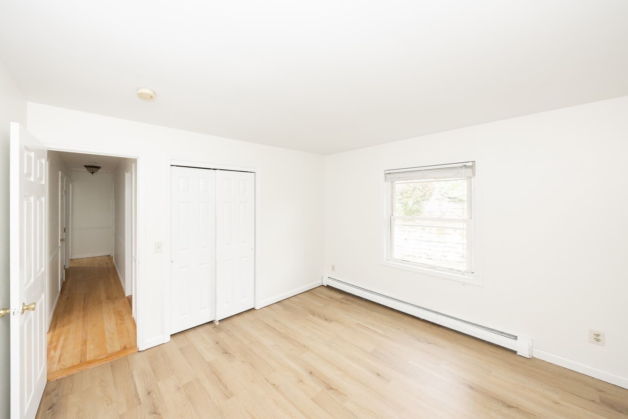 Single Family Residence at 24 Ellsmere St, Worcester MA 01604, Worcester, photo 20 of 27