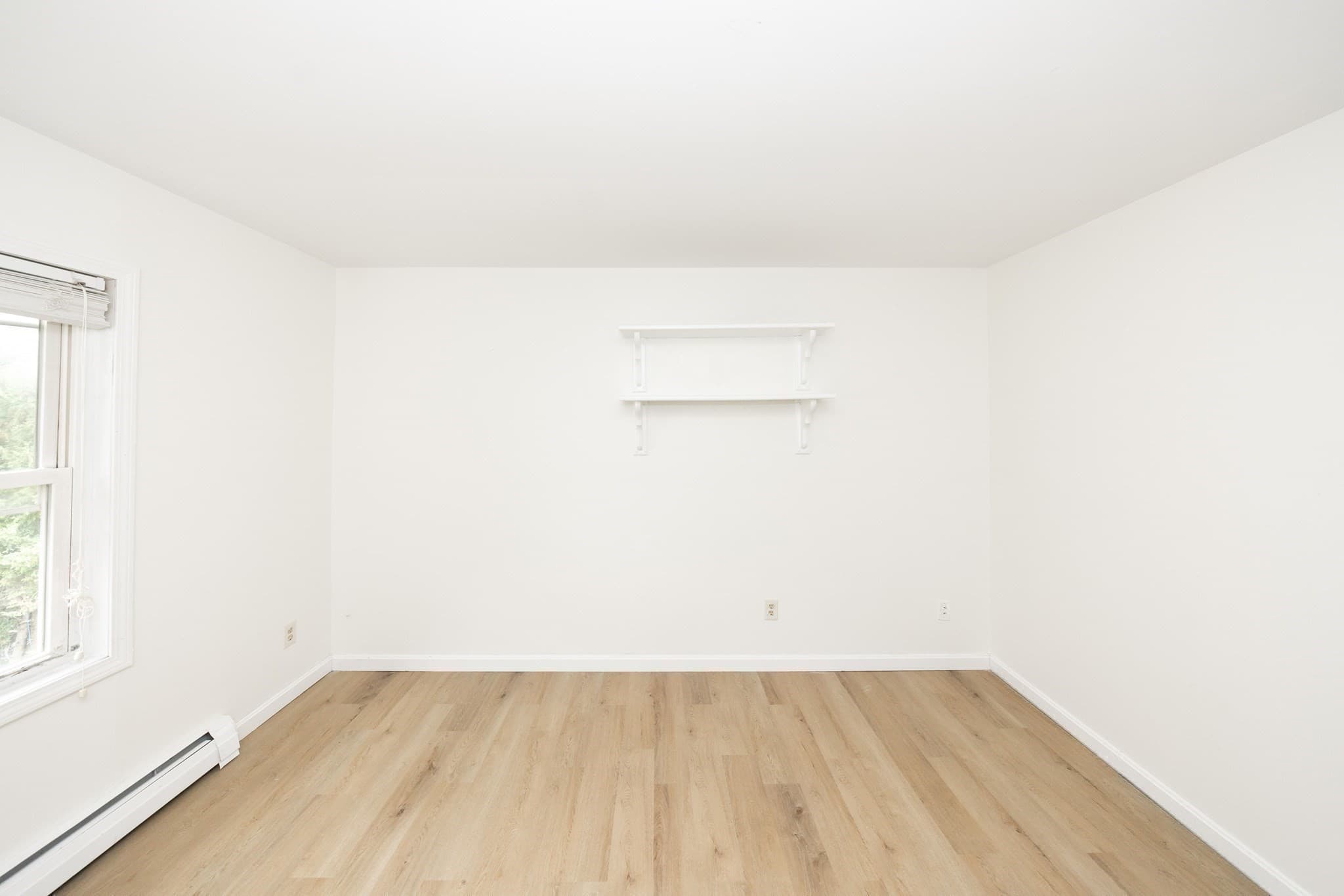Single Family Residence at 24 Ellsmere St, Worcester MA 01604, Worcester, photo 19 of 27