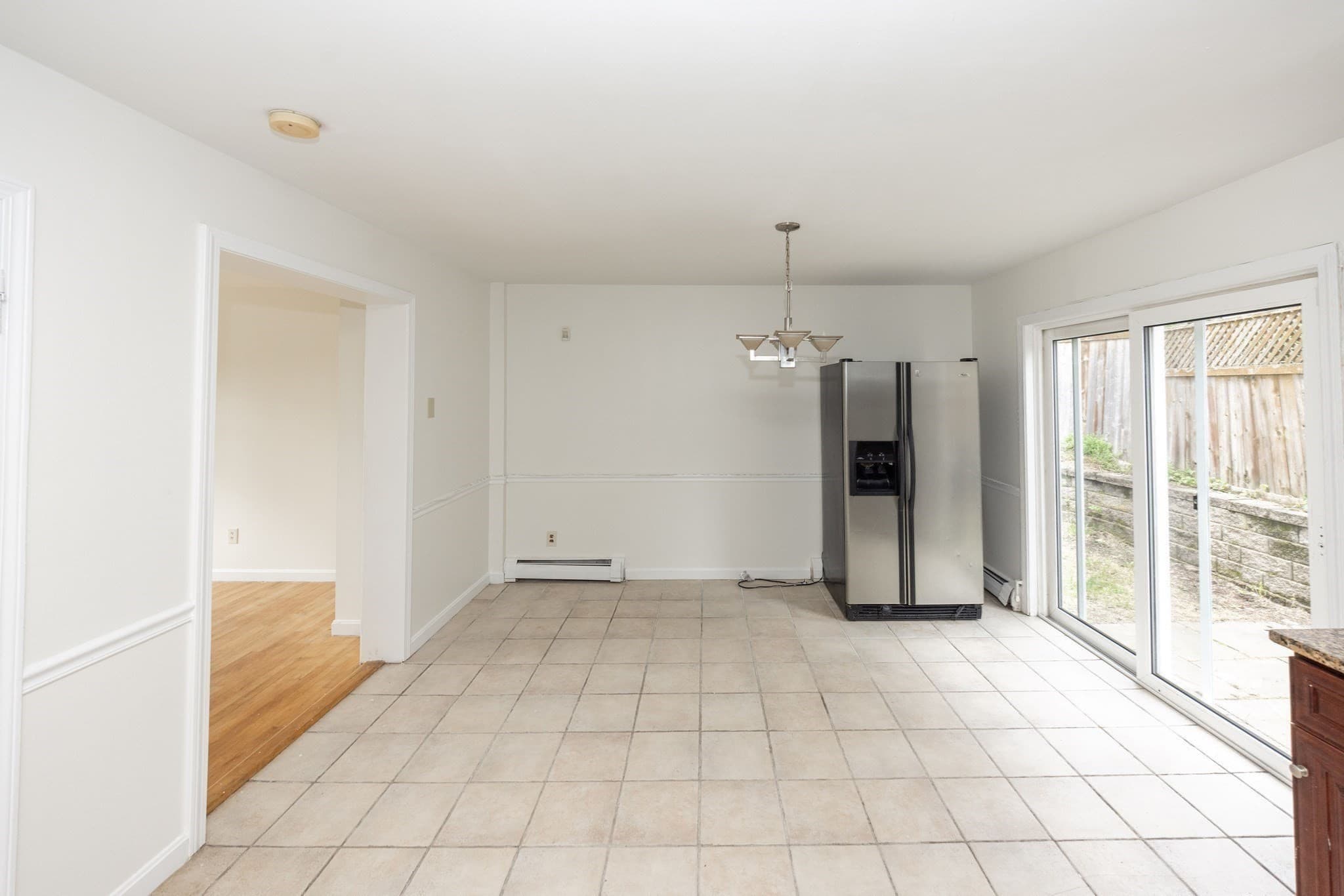 Single Family Residence at 24 Ellsmere St, Worcester MA 01604, Worcester, photo 8 of 27
