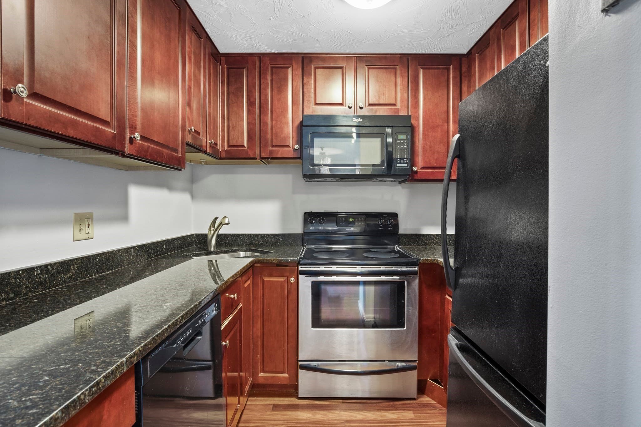 Condominium at 230 Willard St # 309, Quincy MA 02169, Quincy, photo 9 of 28