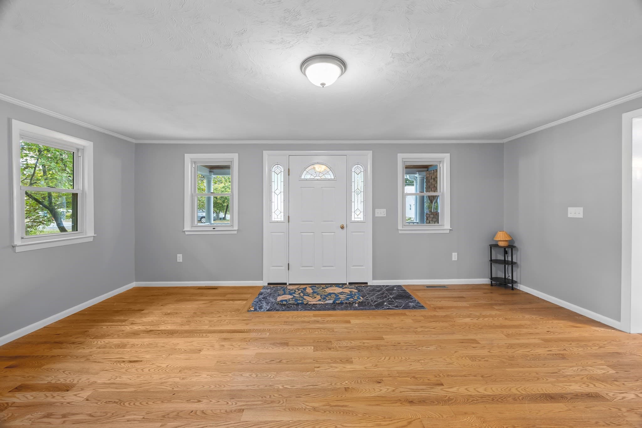 Single Family Residence at 7 Edith Rd, Hudson MA 01749, Hudson, photo 7 of 38