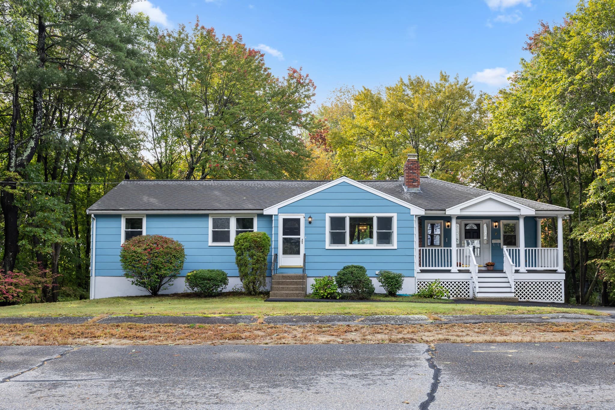 7 Edith Rd, Hudson MA 01749