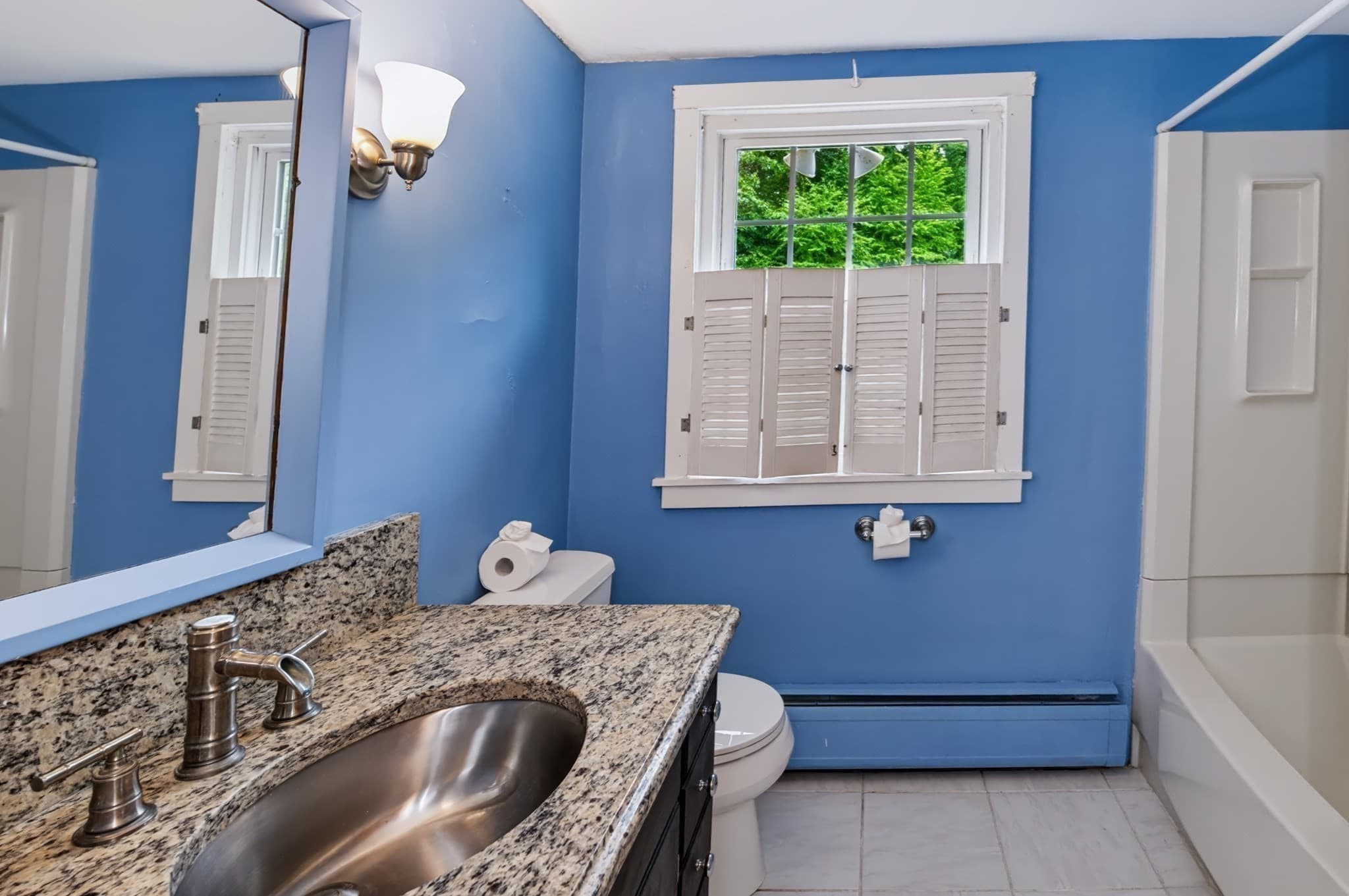 Single Family Residence at 194 W Sutton Rd, Sutton MA 01590, Sutton, photo 25 of 37