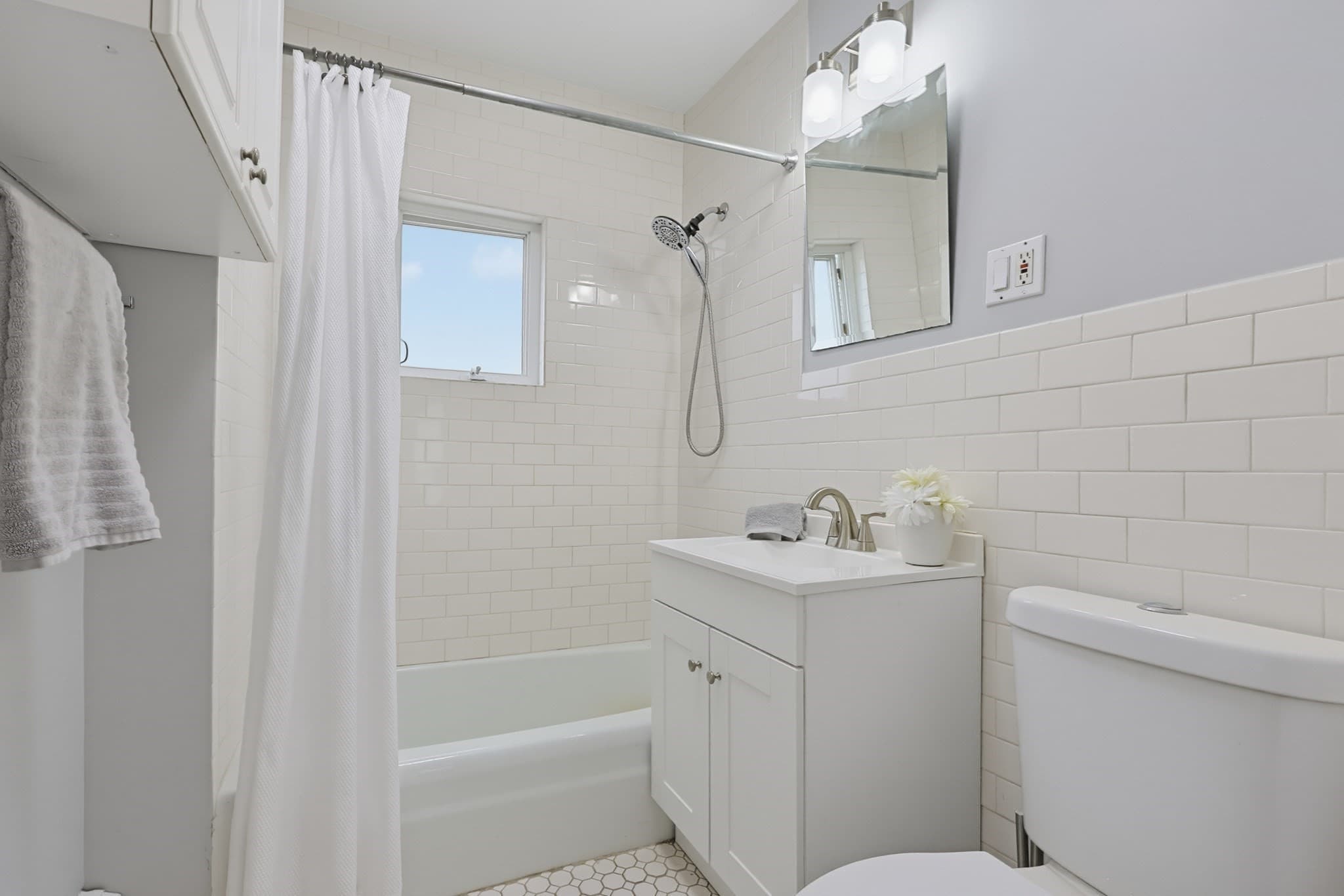 Condominium at 95 Boston Ave # 95, Somerville MA 02144, Somerville, photo 23 of 31