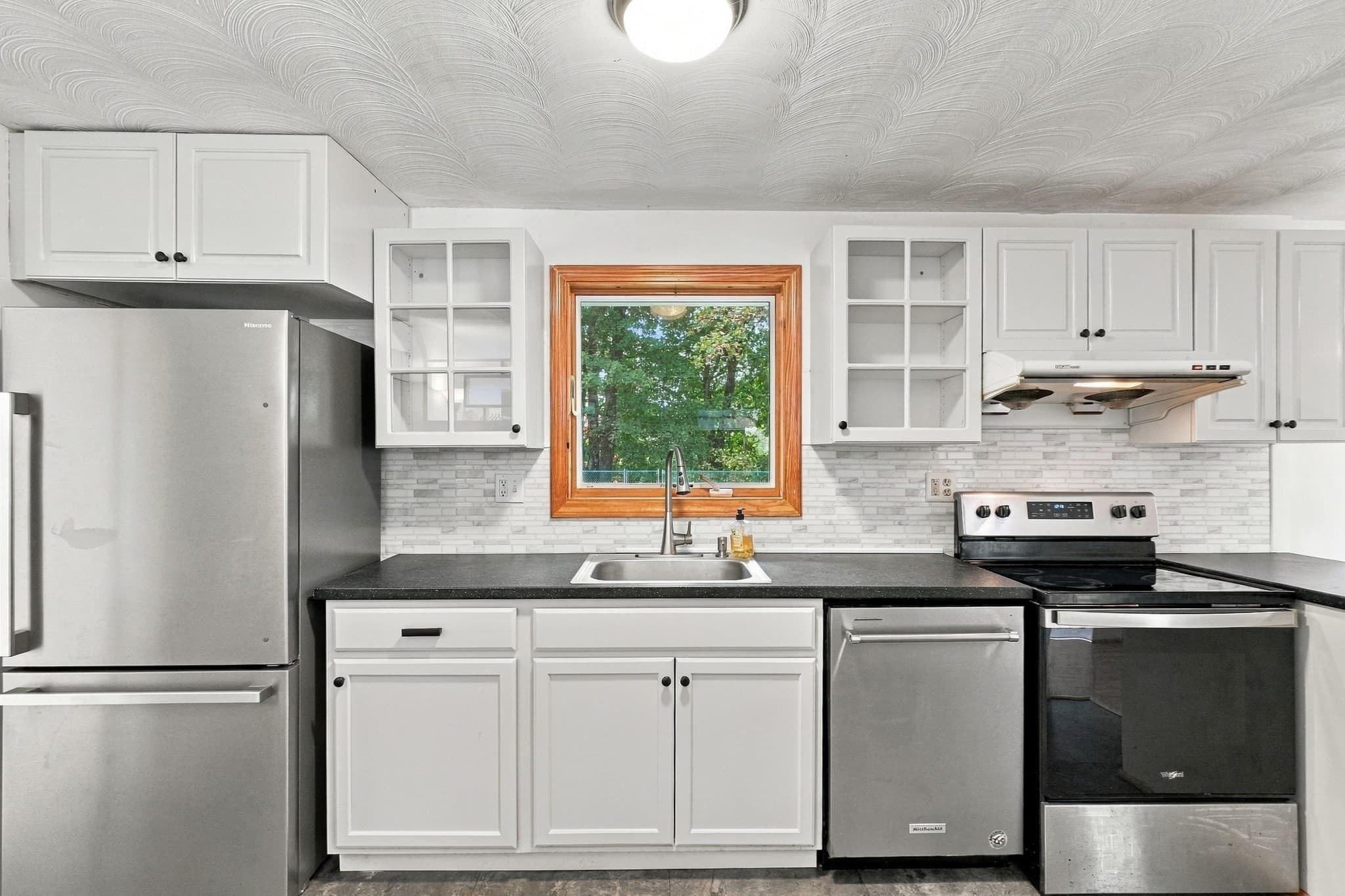 Single Family Residence at 23 Prior Drive, Framingham MA 01701, Framingham, photo 12 of 38