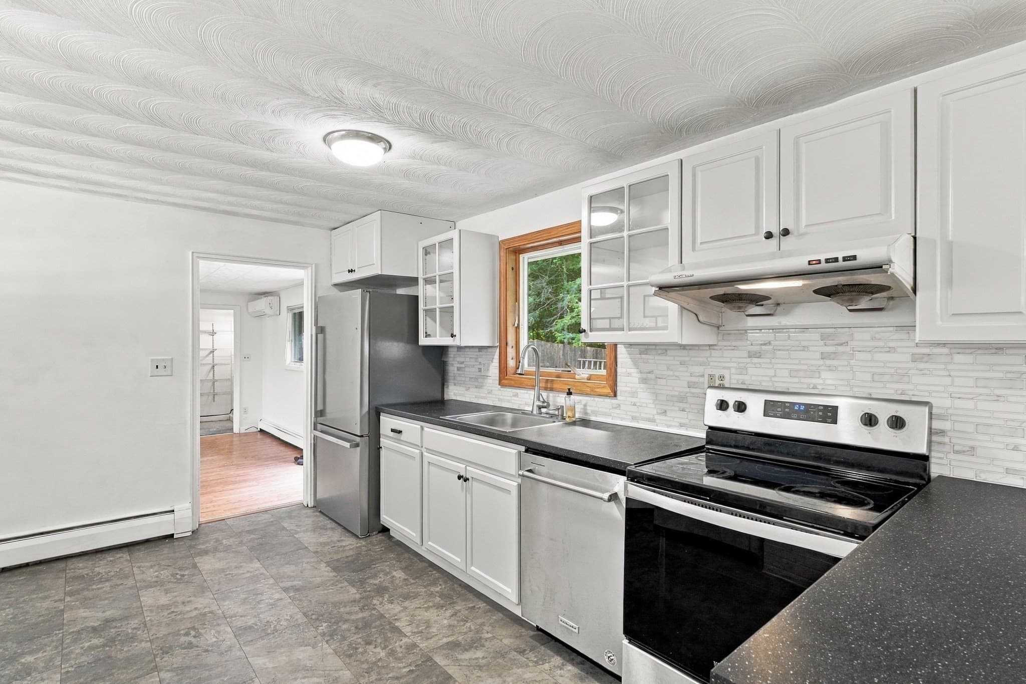 Single Family Residence at 23 Prior Drive, Framingham MA 01701, Framingham, photo 10 of 38