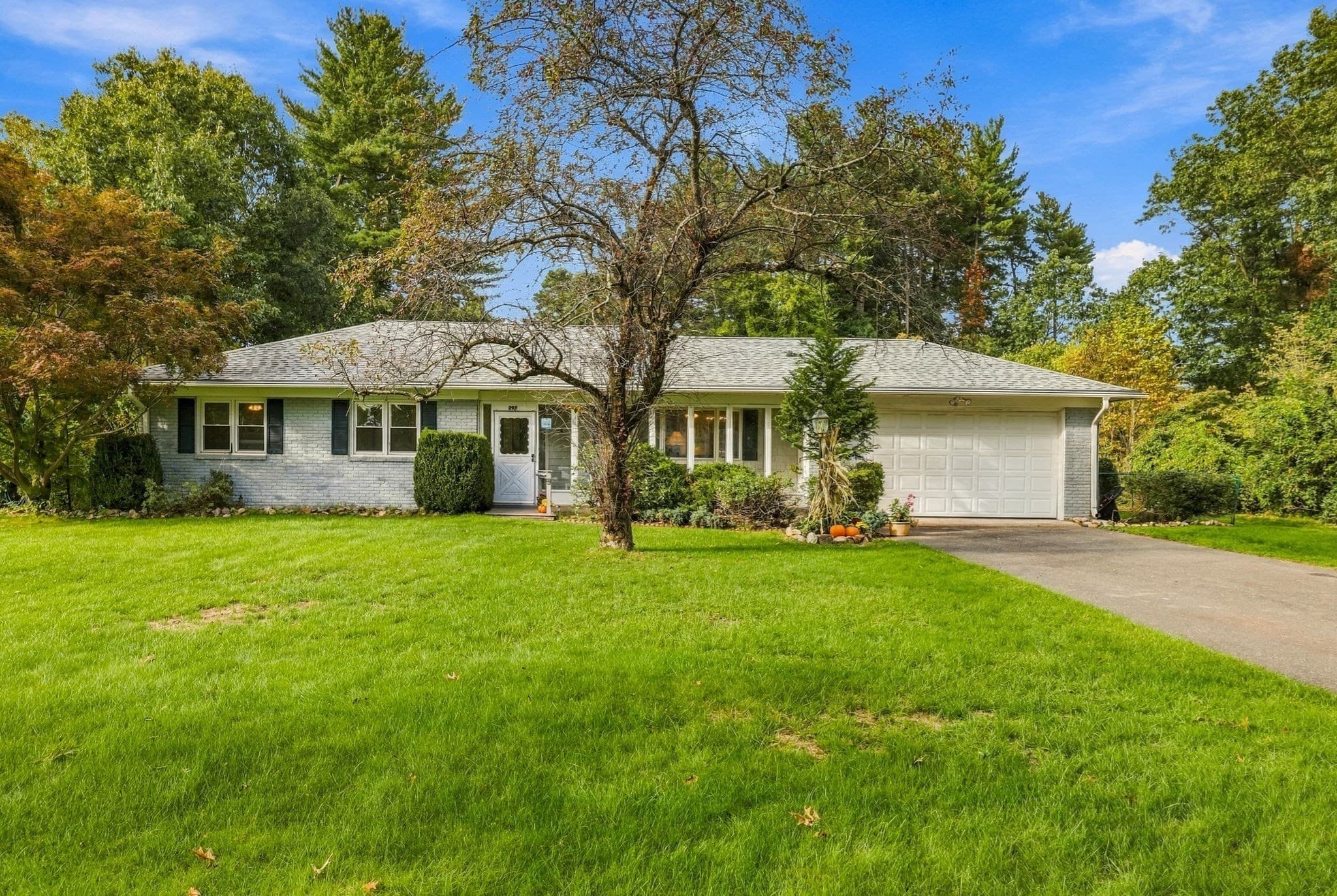297 Falley Dr., Westfield MA 01085