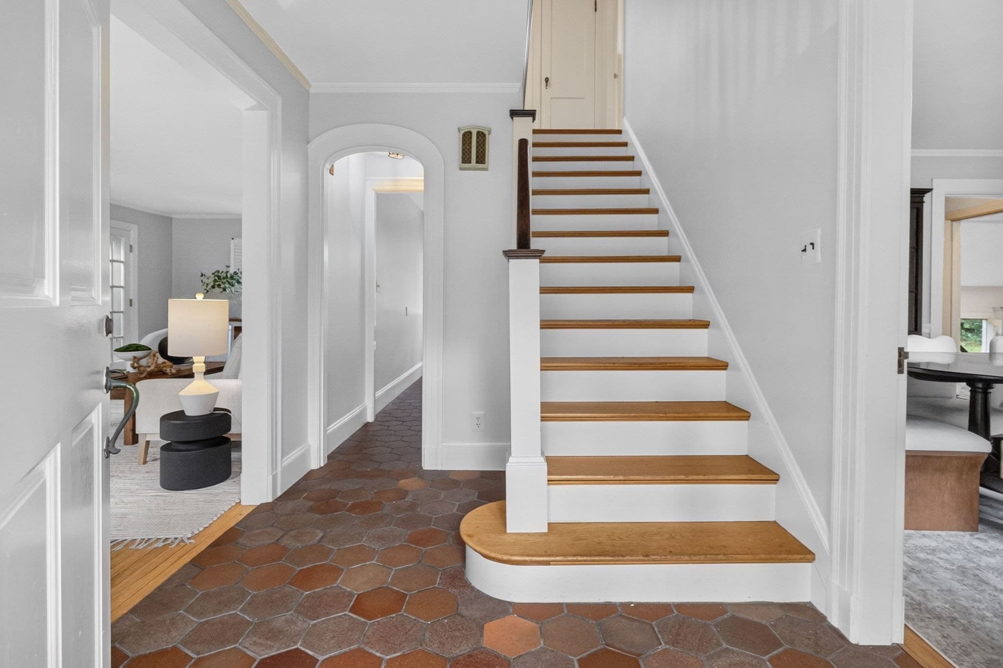 Single Family Residence at 12 Grantland Rd, Wellesley MA 02481, Wellesley, photo 3 of 31