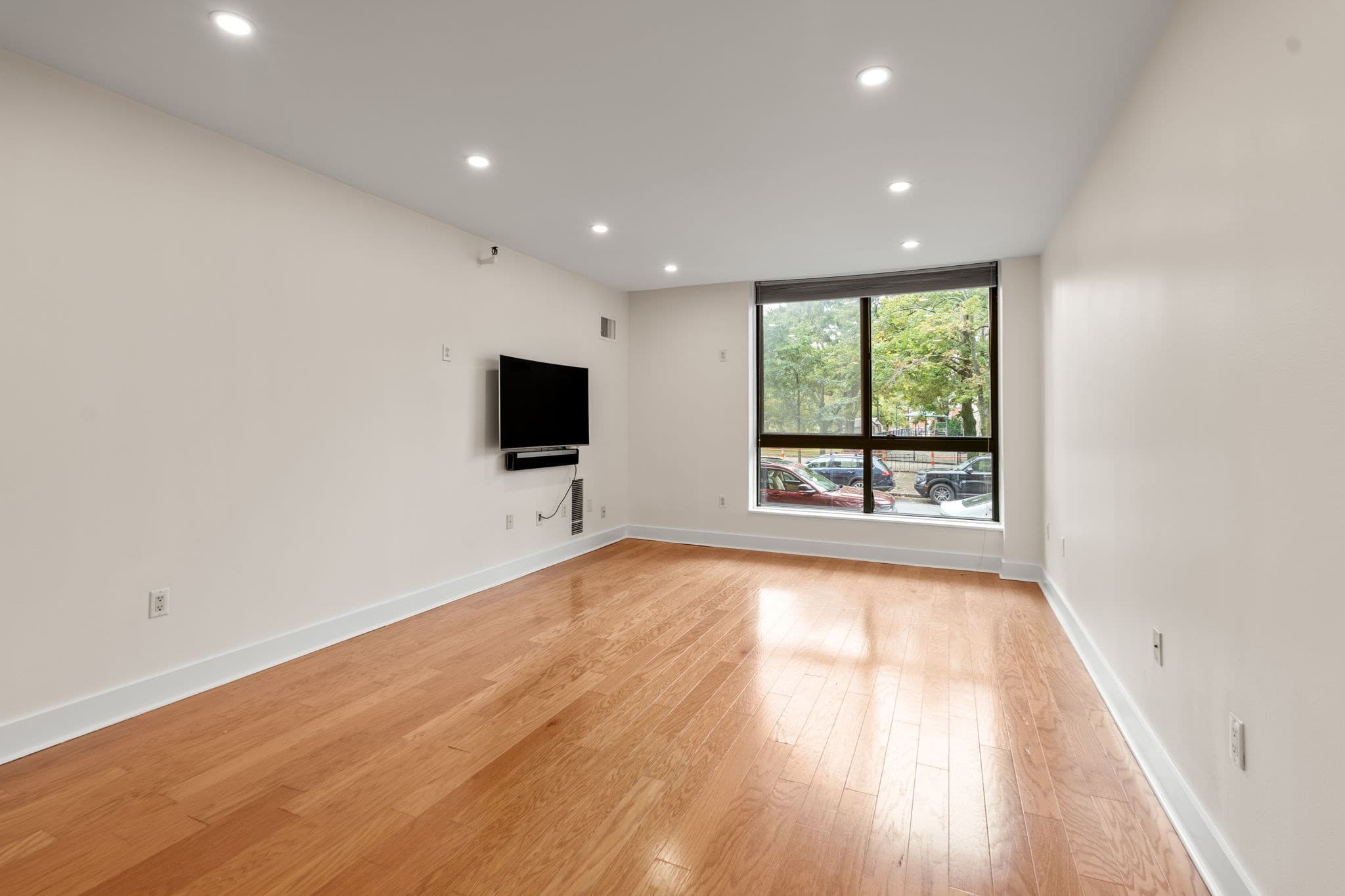 Condominium at 42 8th St # 1104, Boston MA 02129, Boston, photo 10 of 41