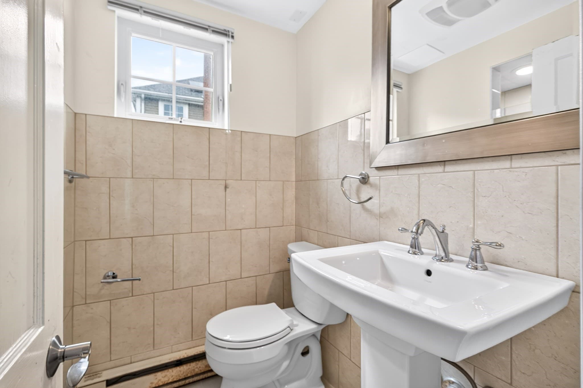 Single Family Residence at 118 Oakdale Rd, Newton MA 02461, Newton, photo 15 of 32