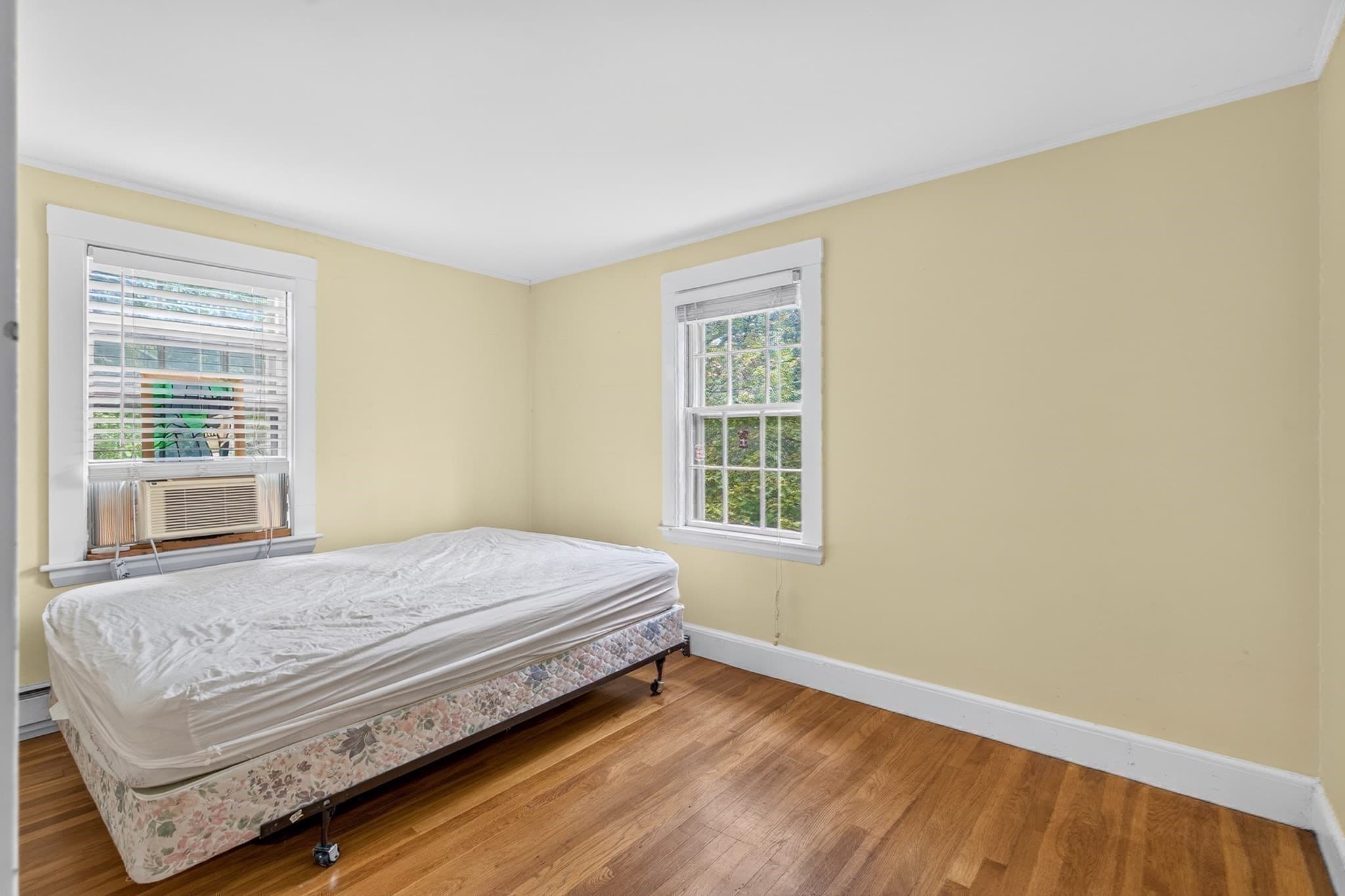 Single Family Residence at 118 Oakdale Rd, Newton MA 02461, Newton, photo 29 of 32